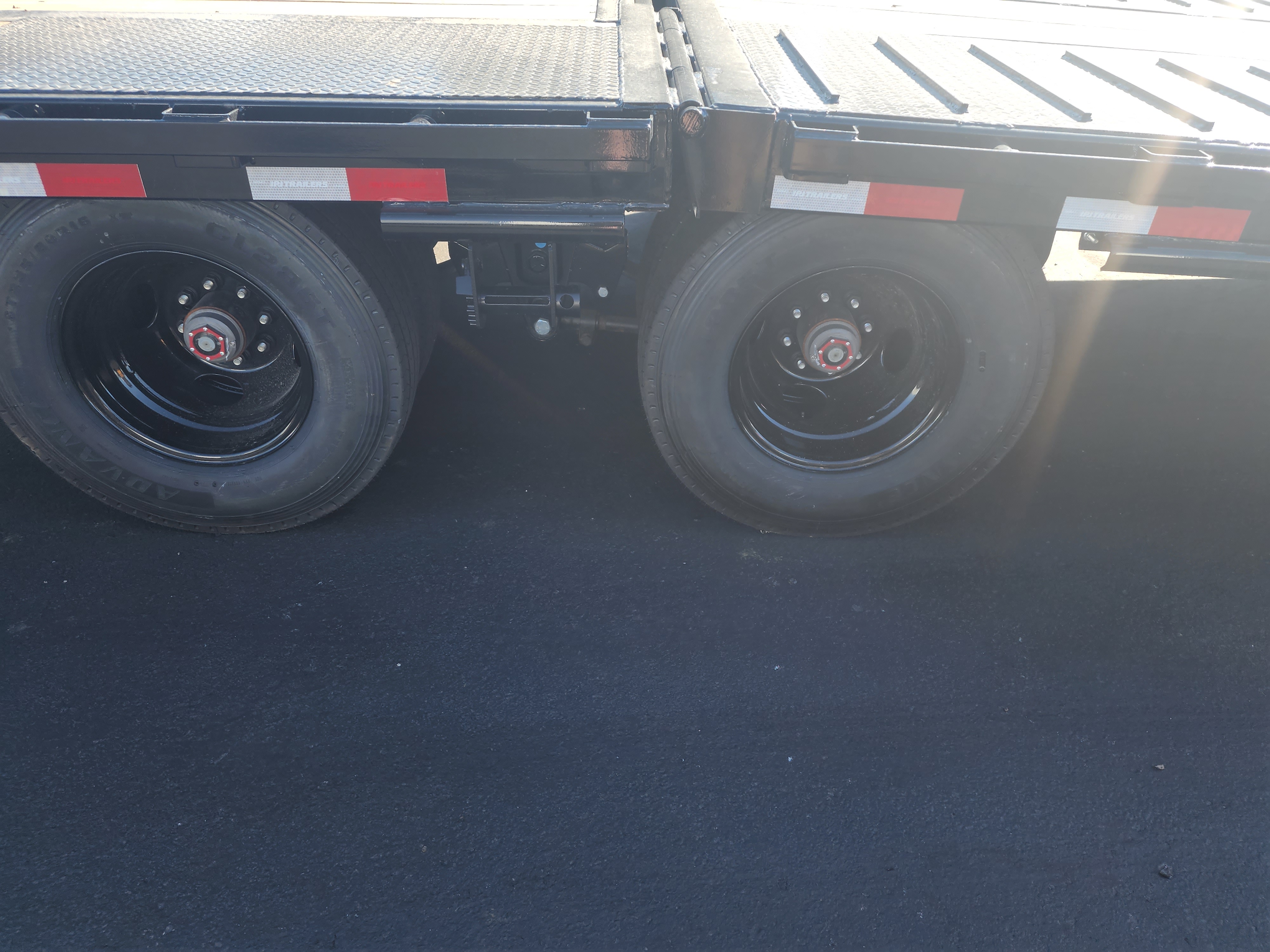 2027 40' LY1 Gooseneck