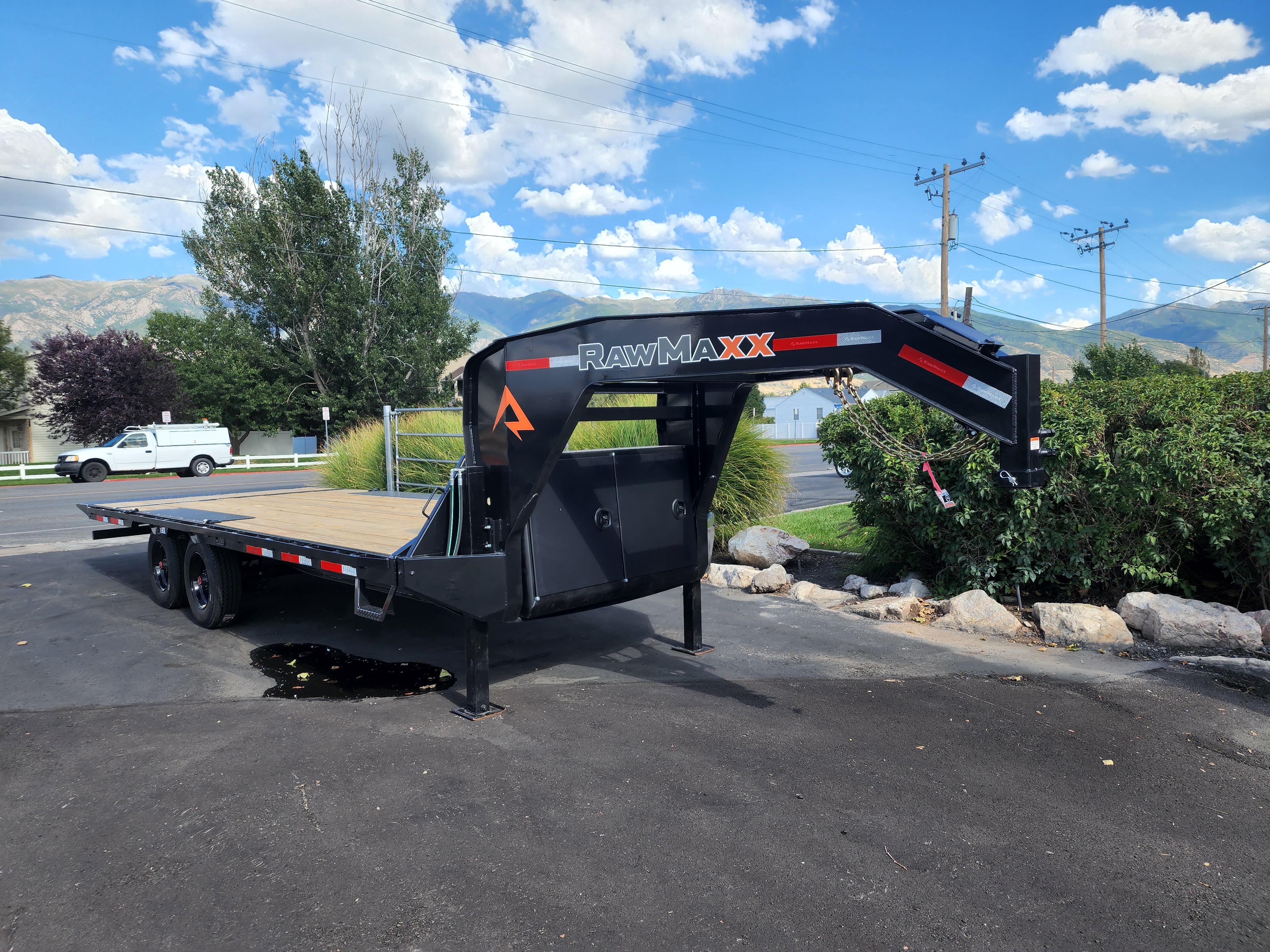 2027 24' DTX Gooseneck
