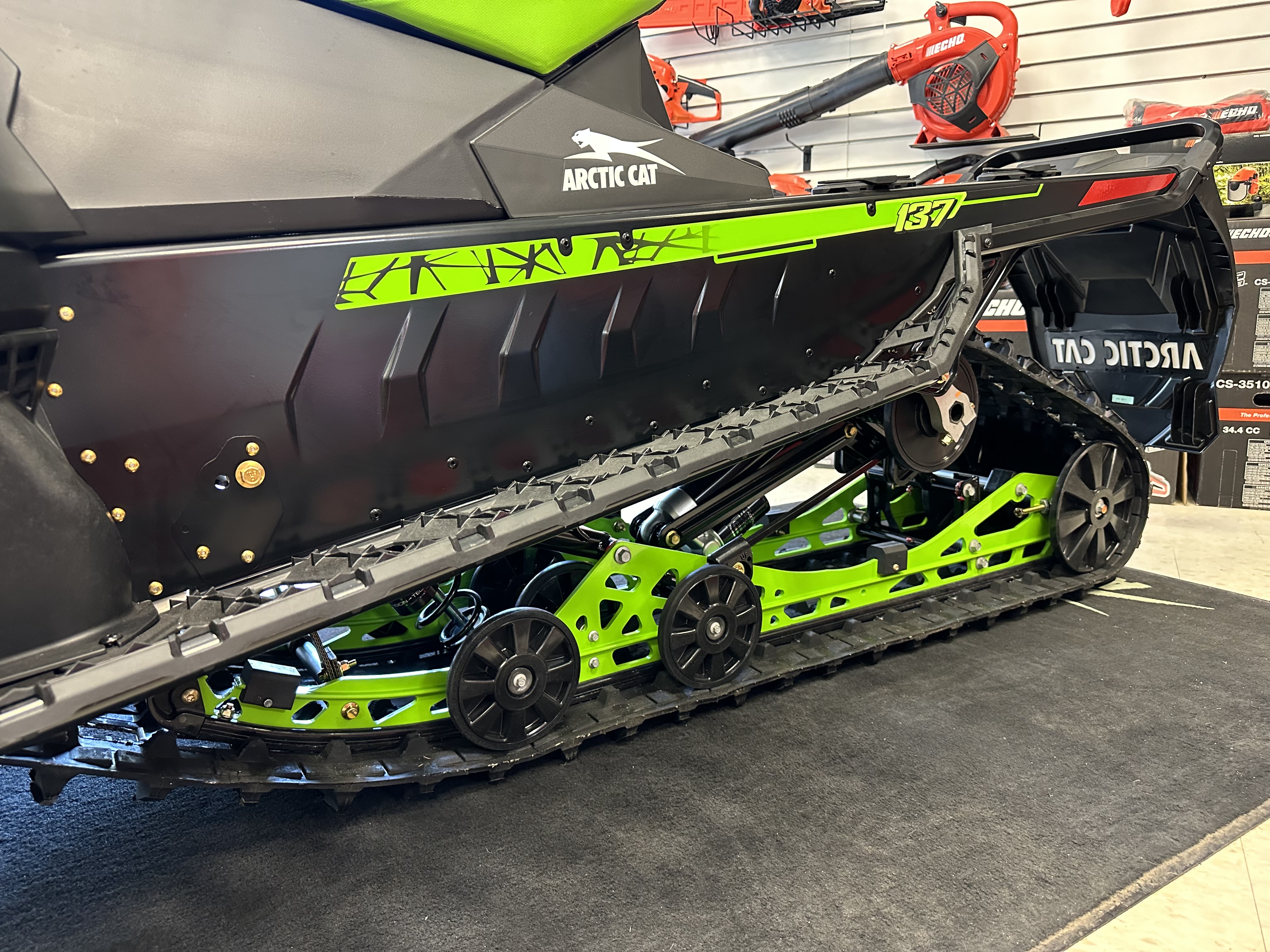 2025 Arctic Cat ZR 600 137 1.25 AWS Sno Pro ES - Photo 5