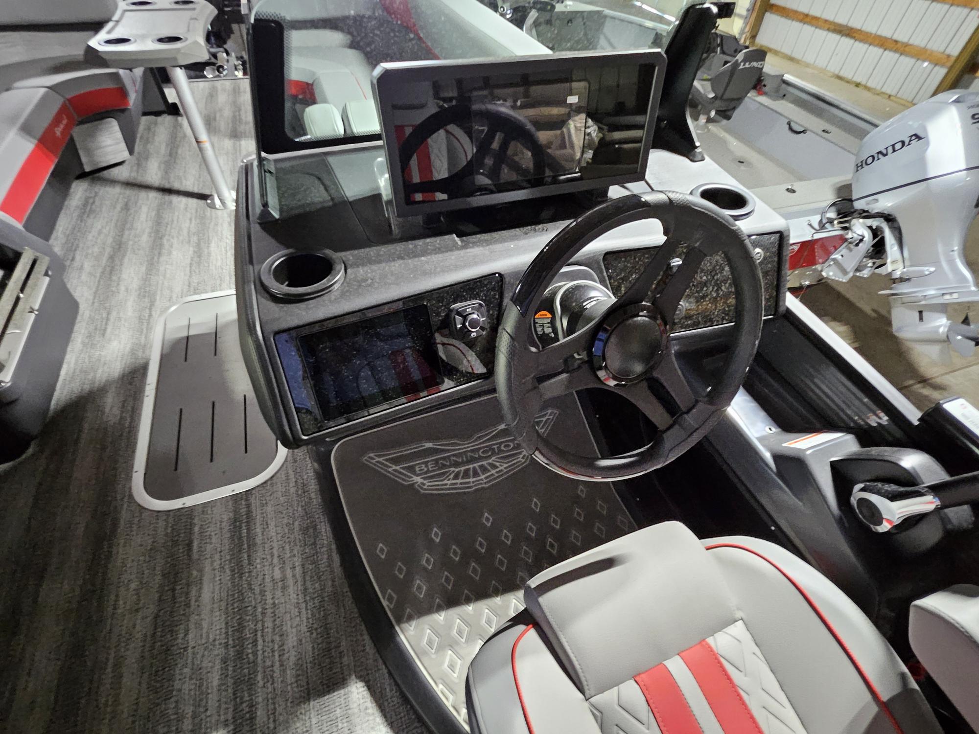 2025 Bennington M Series 24 MSB - Photo 5