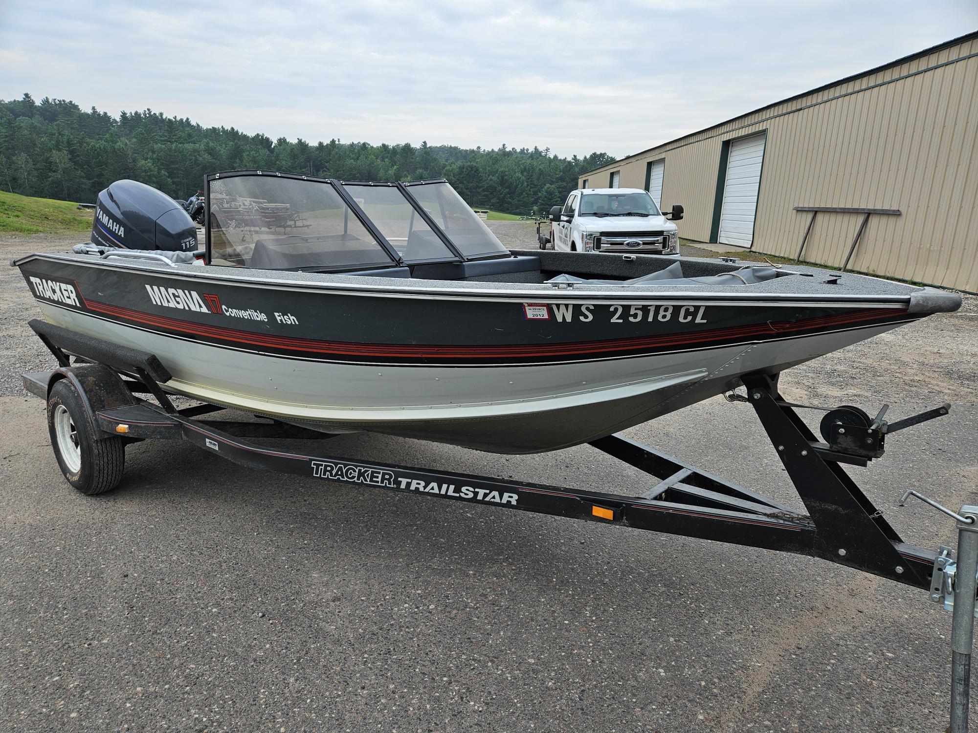 1990 Tracker Boats Magna 17