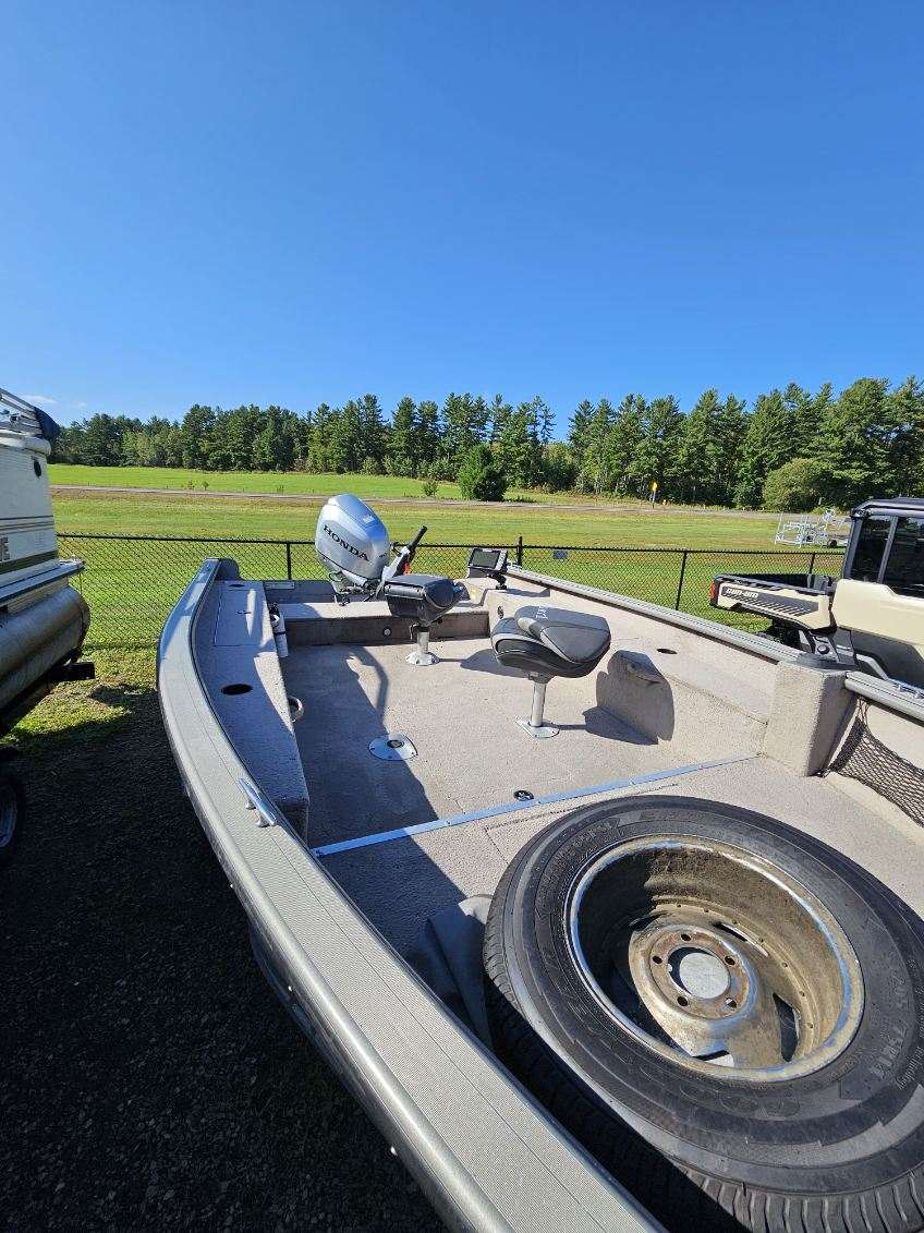 2004 Lund 1800 EXPLORER TILLER - Photo 2