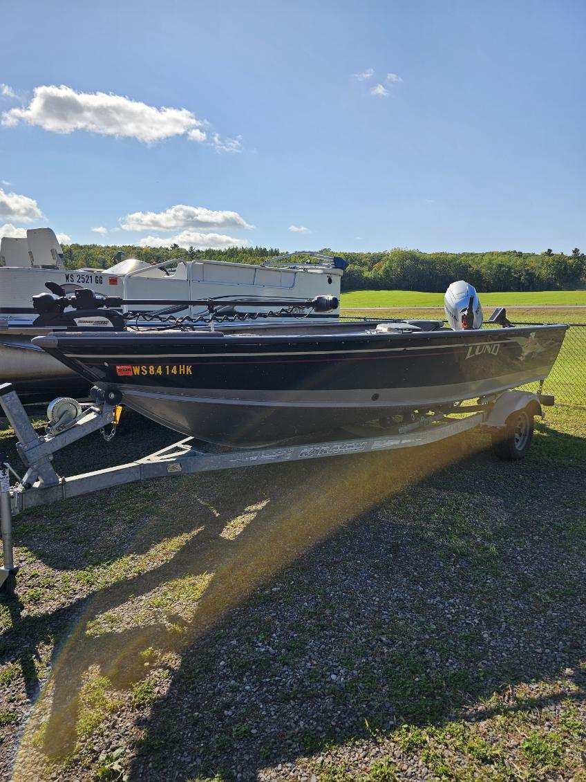 2004 Lund 1800 EXPLORER TILLER