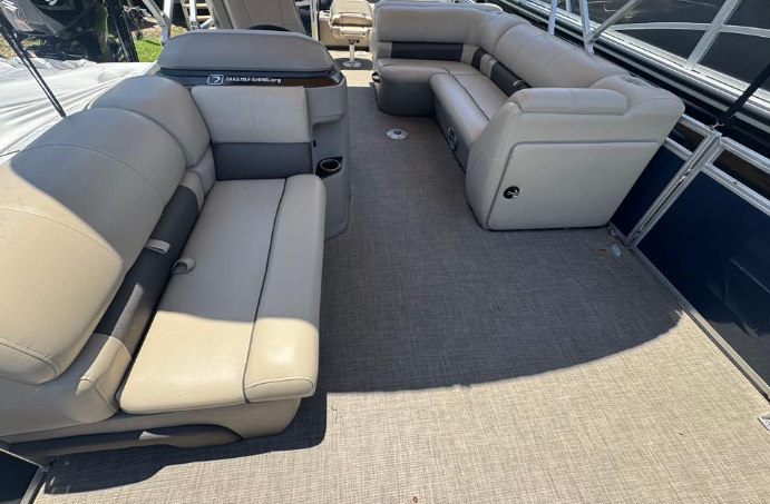 2023 Sun Tracker FISHIN BARGE 22 DLX - Photo 4