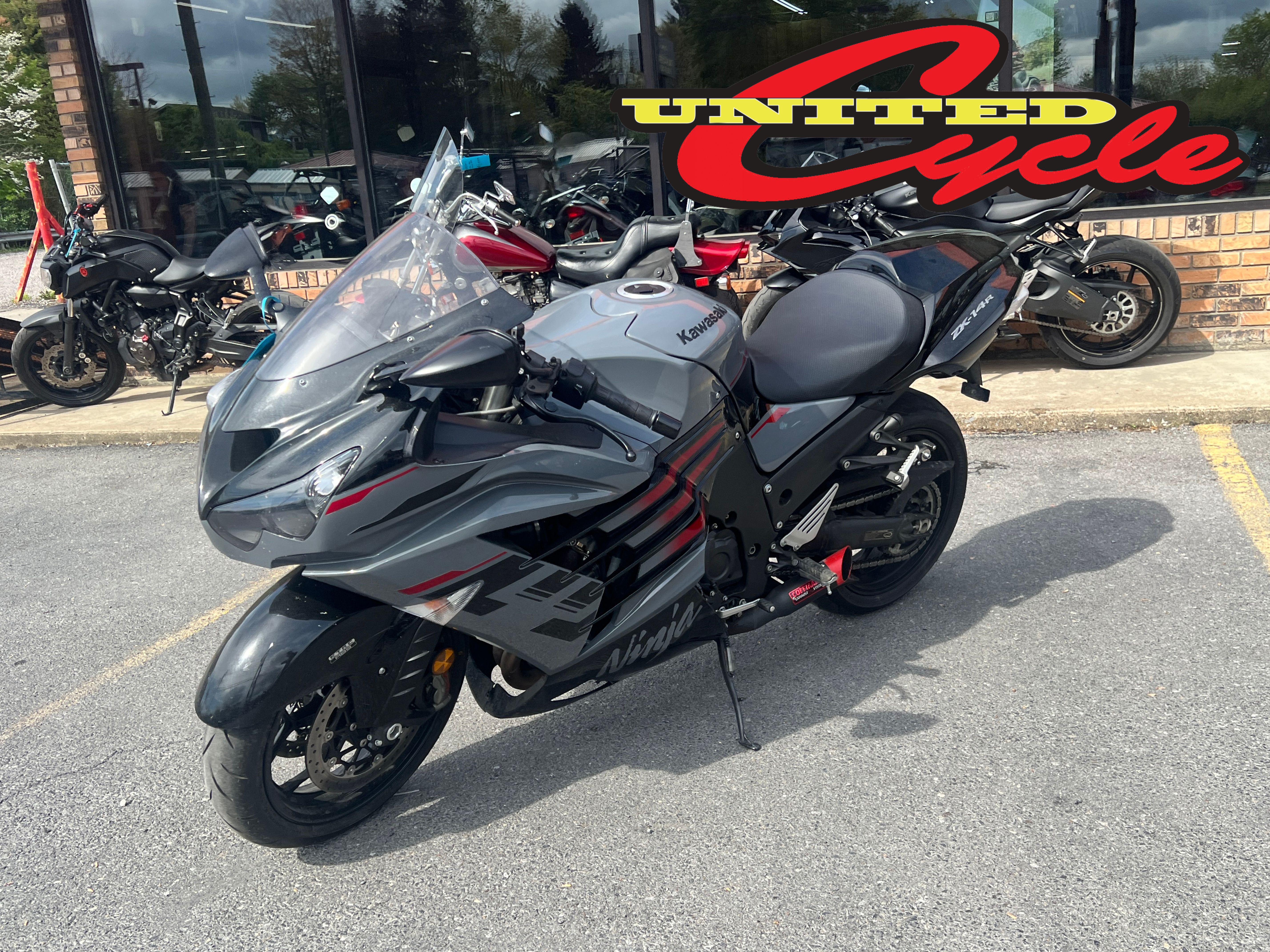 生き残ったカワサキ製・自然吸気モデルの最高峰「Ninja ZX-14R