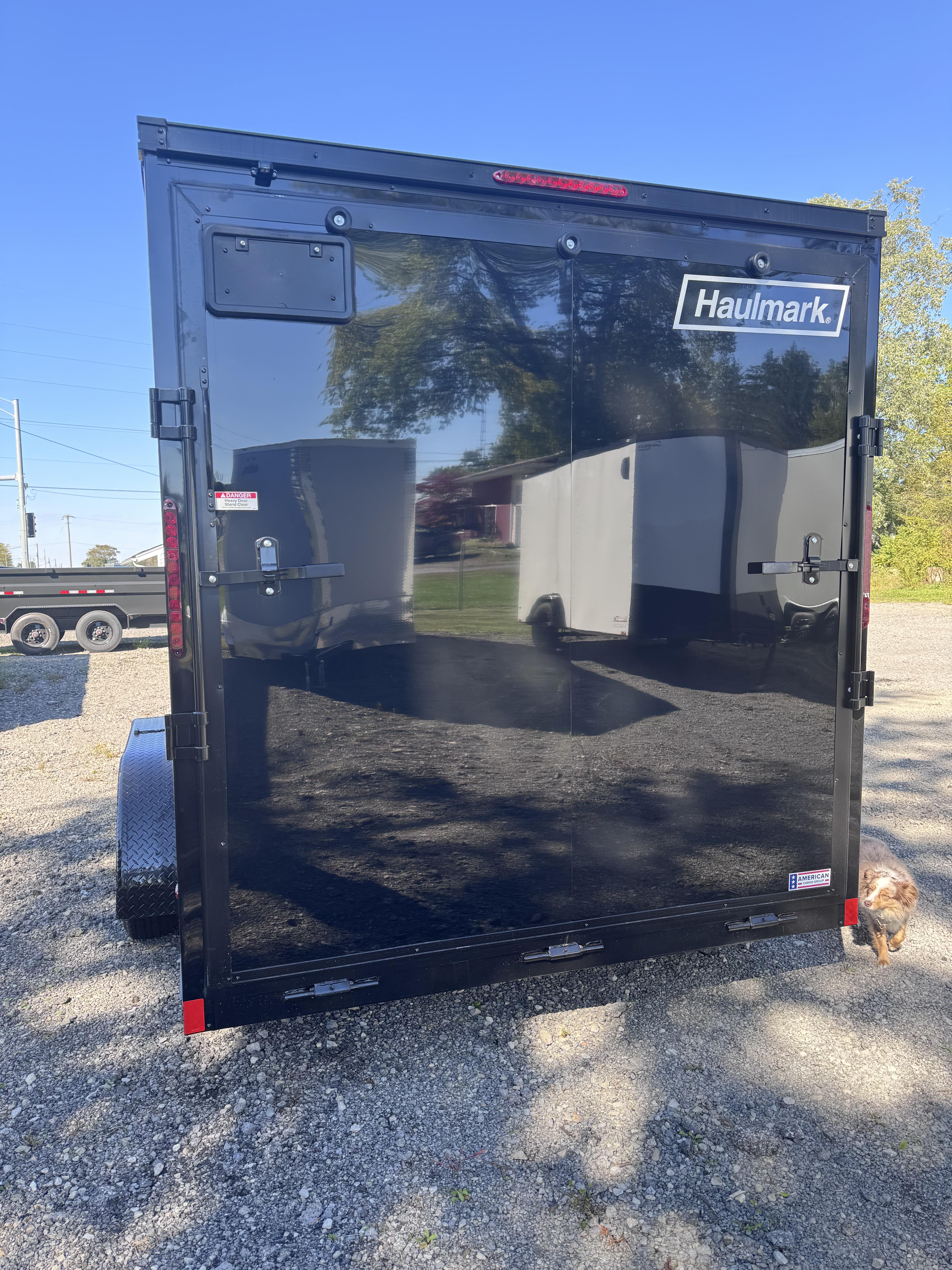 2027 Haulmark photo 2