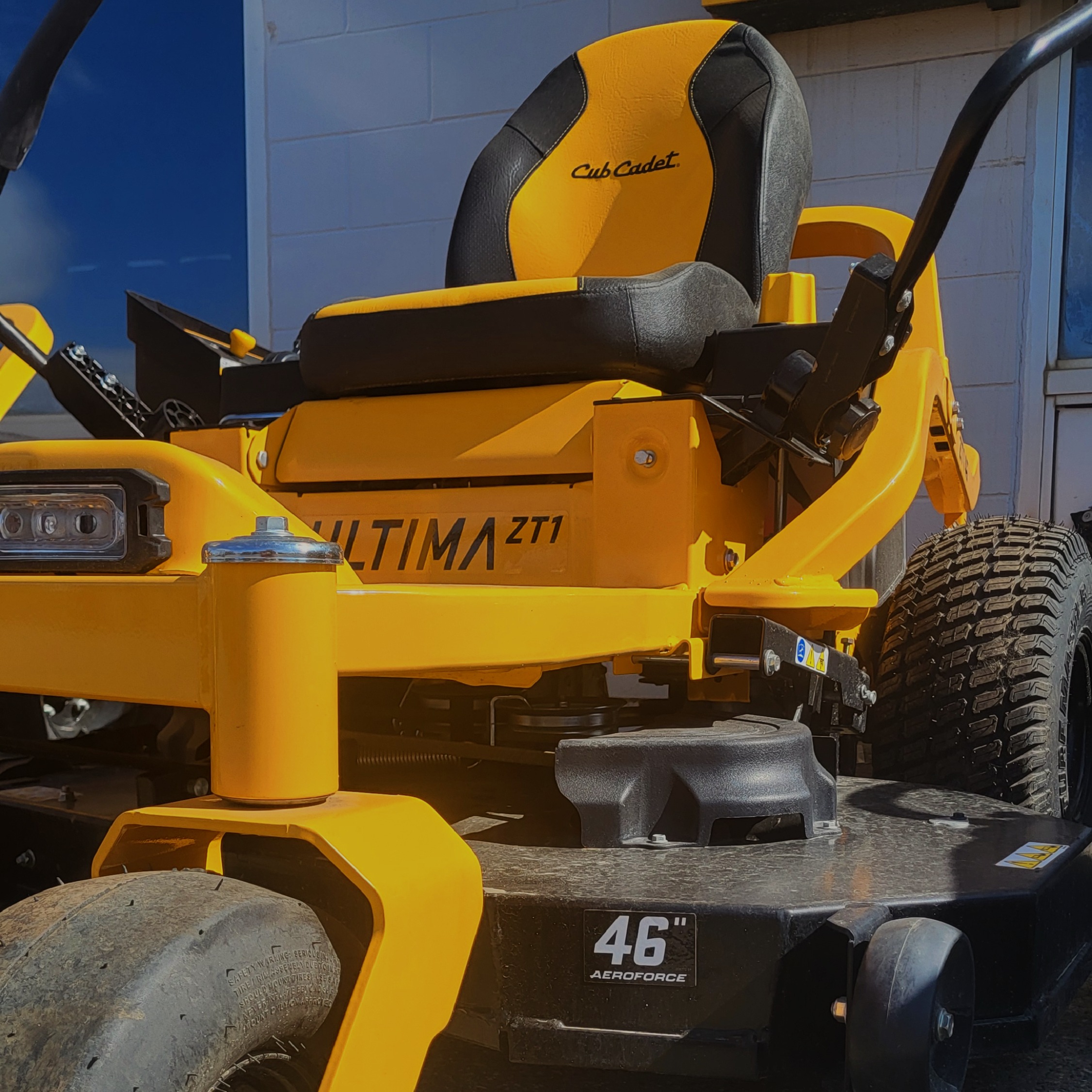 2024 Cub Cadet ZT1 46 (17AIEACNA10)