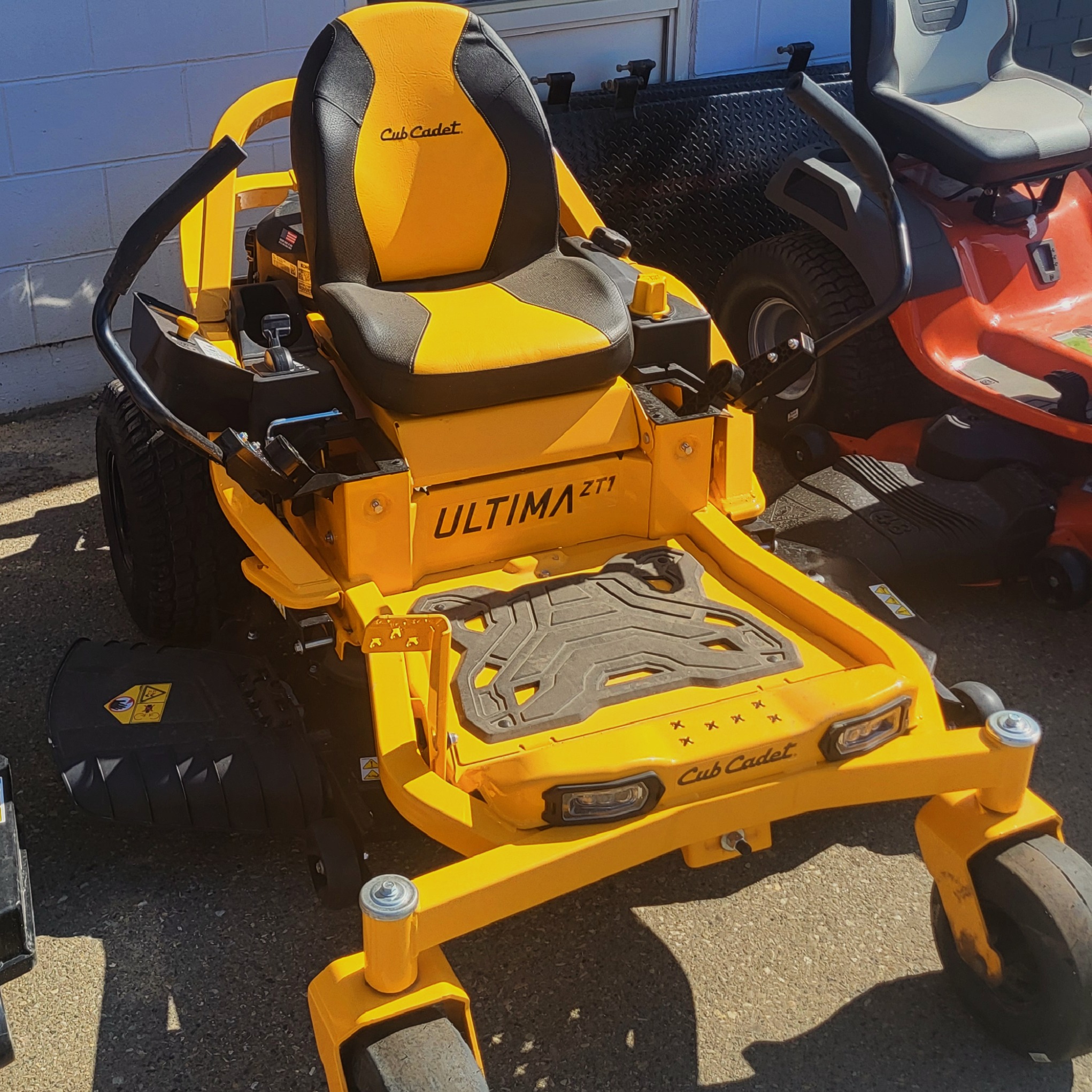 2024 Cub Cadet ZT1 46 (17AIEACNA10) - Photo 3