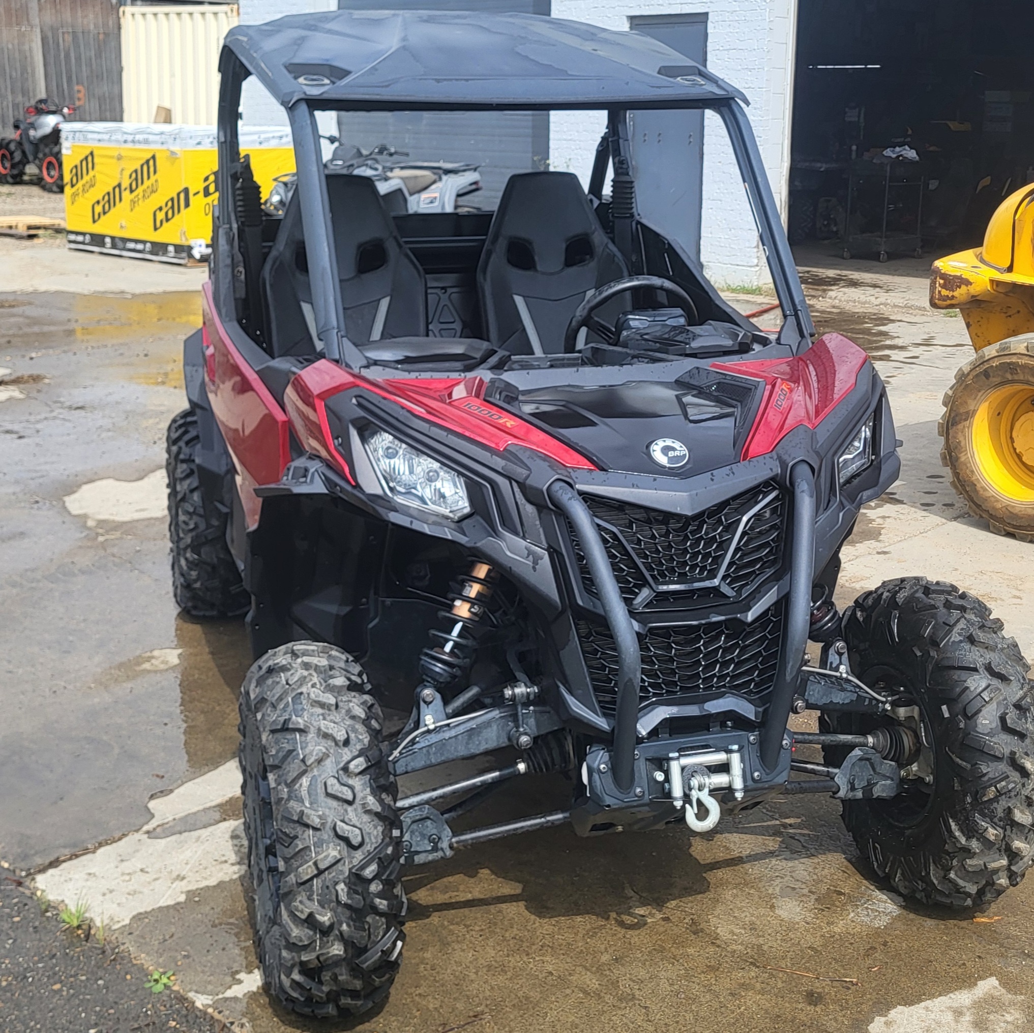 2024 Can-Am Maverick Sport DPS 1000R Red