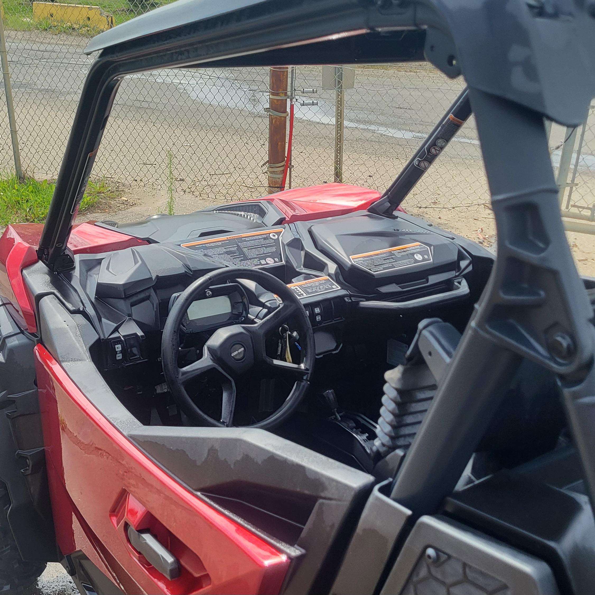 2024 Can-Am Maverick Sport DPS 1000R Red - Photo 8