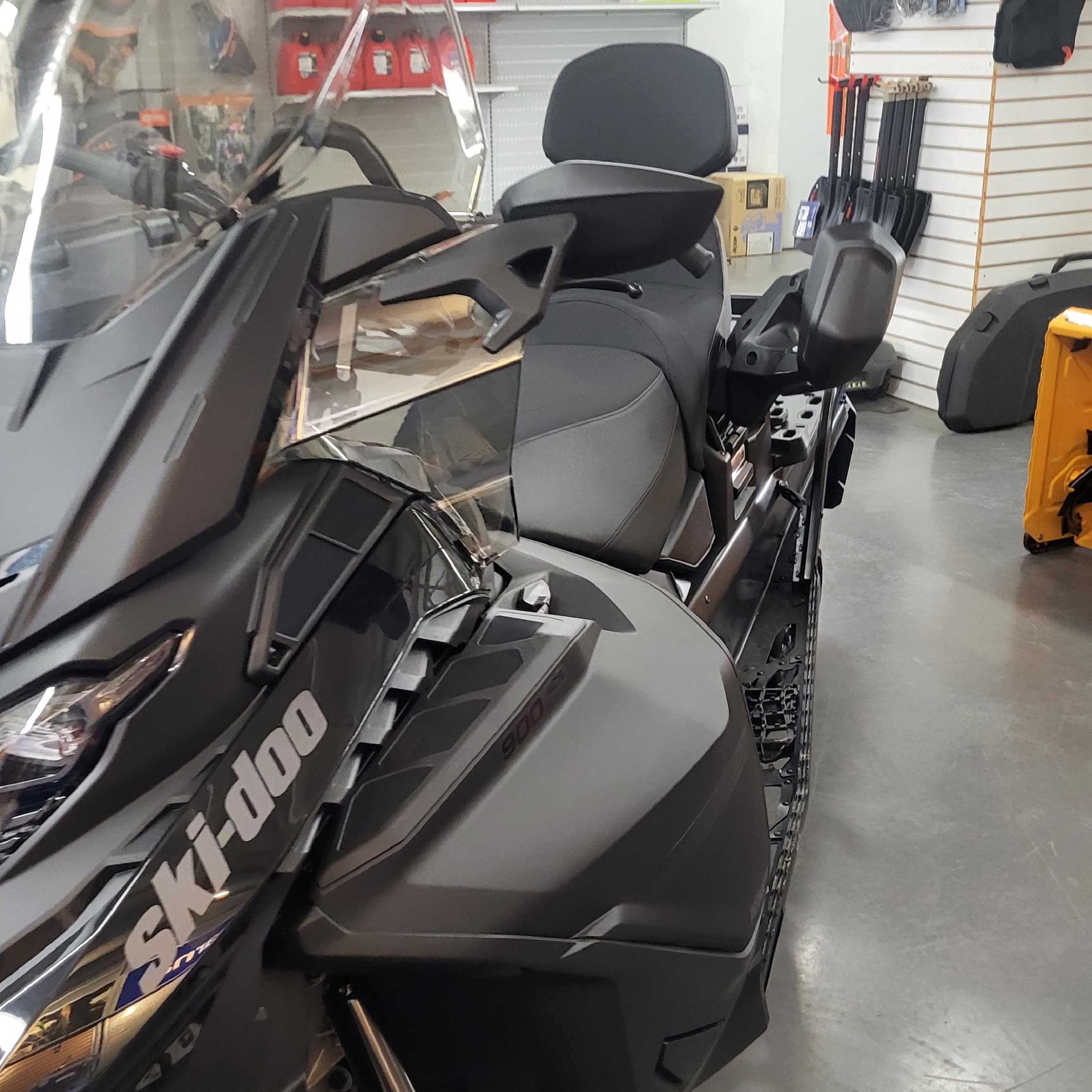 2026 Ski-Doo Expedition® LE 900 ACE™ 154 1.5 - Photo 3