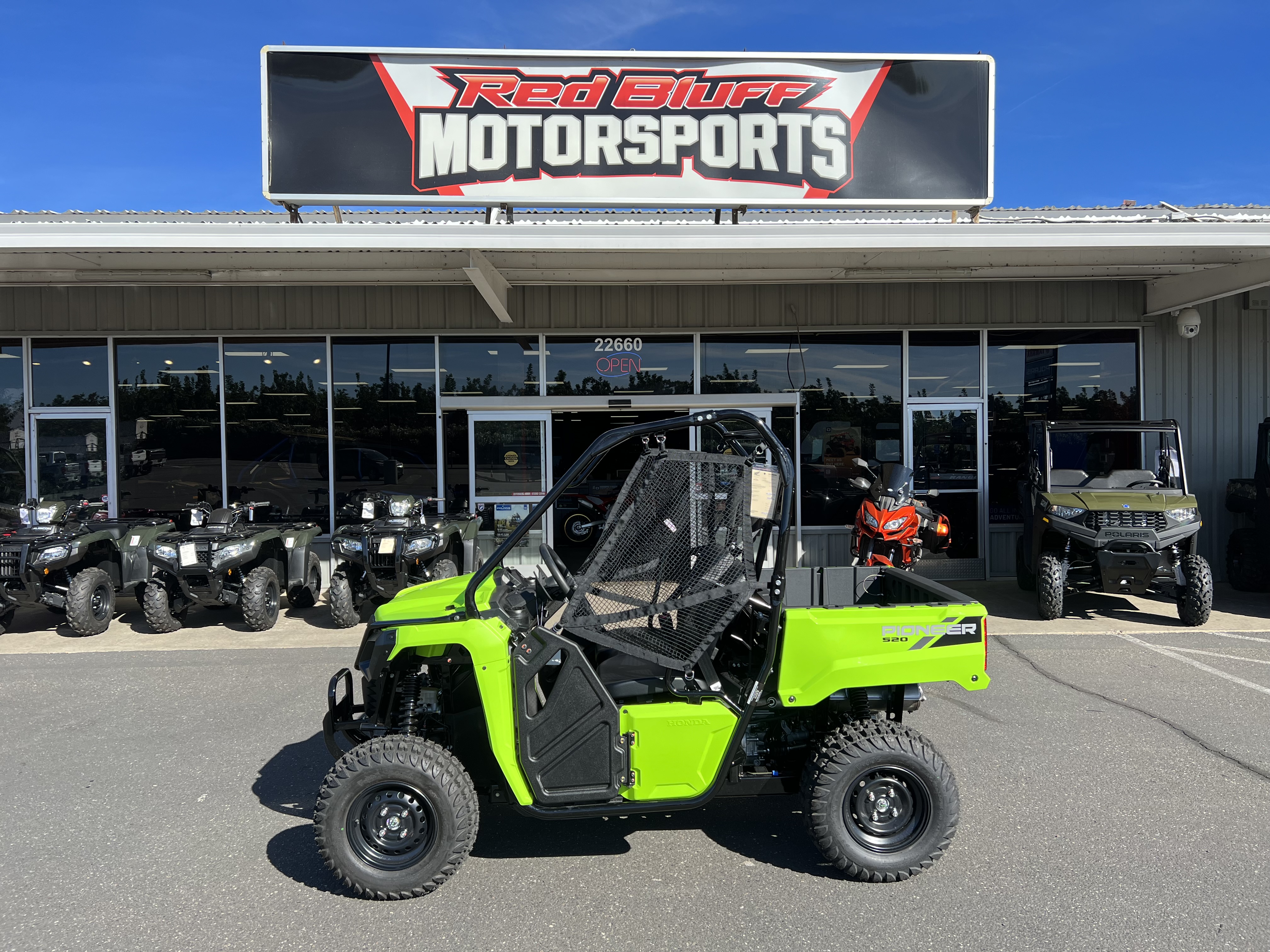 Honda Pioneer 520 Image