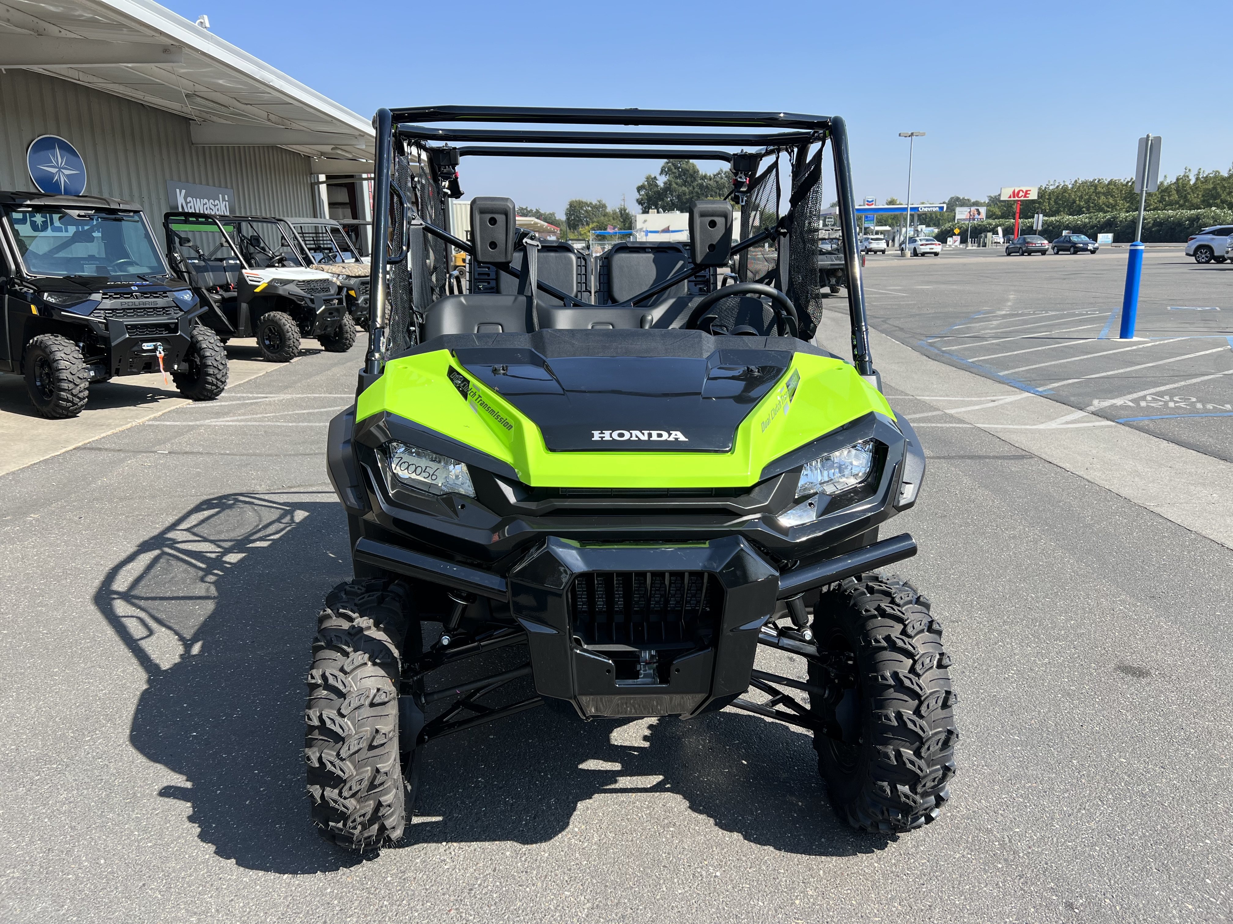 Honda Pioneer 1000-5 Deluxe Image