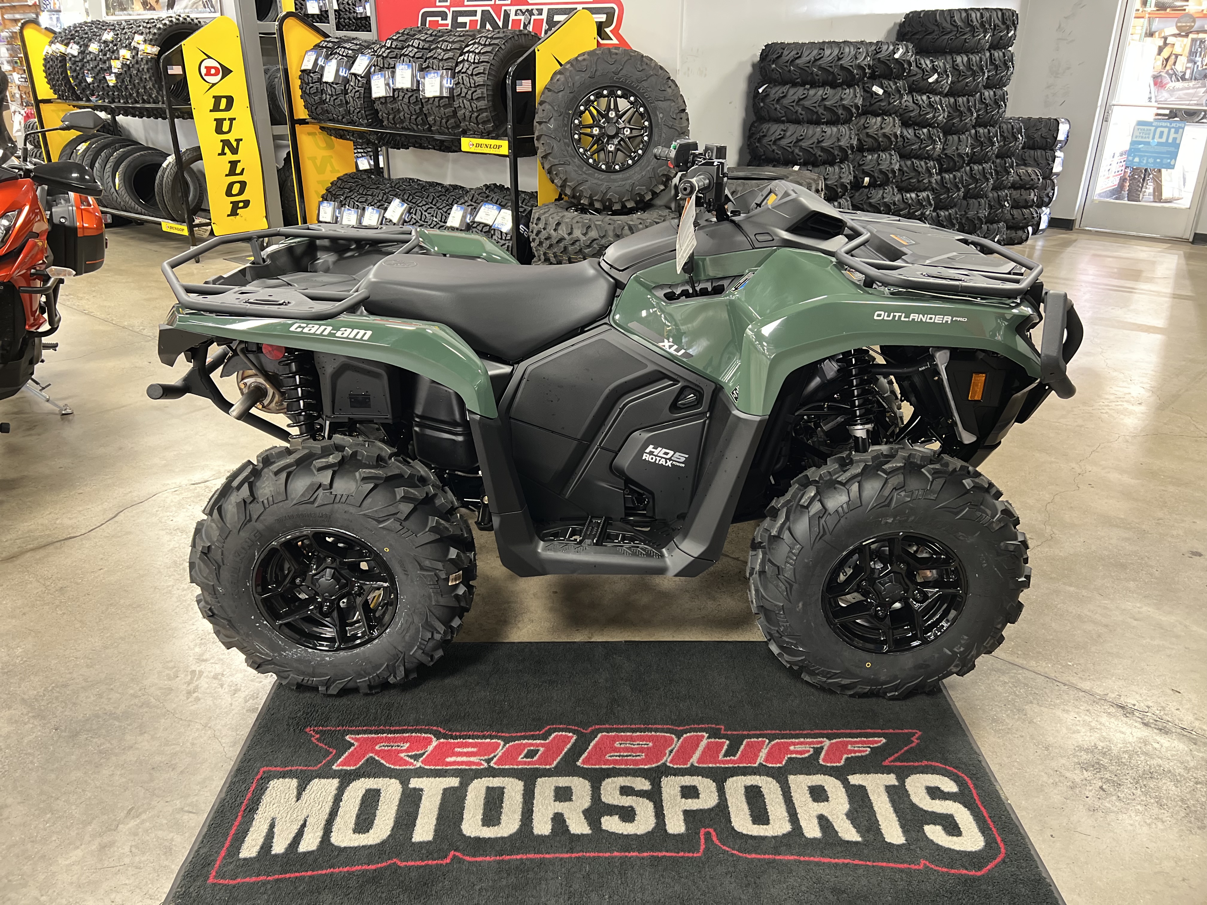 Can-Am Outlander Pro XU Image