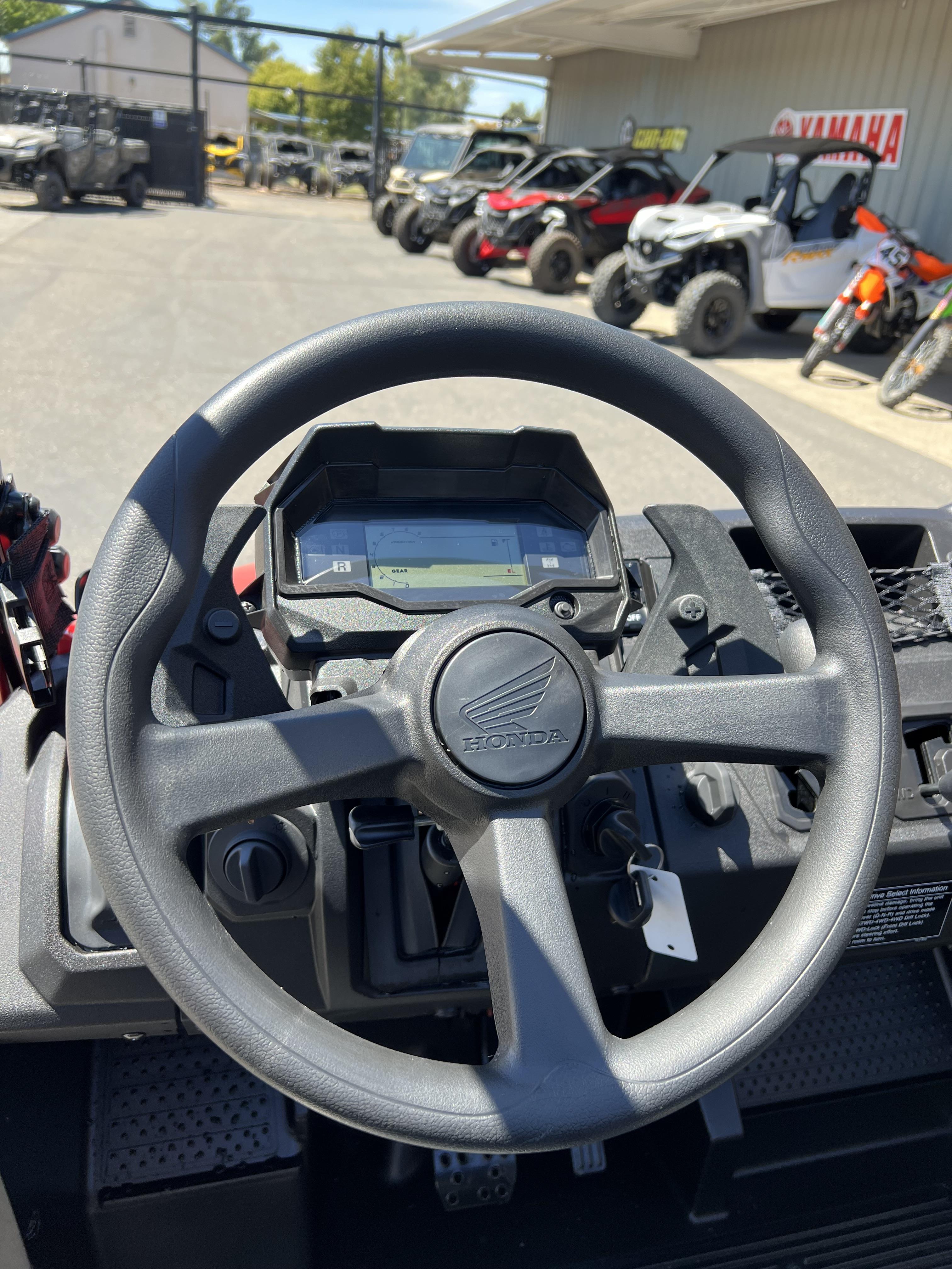 2025 Honda Pioneer 700 Deluxe - Photo 7