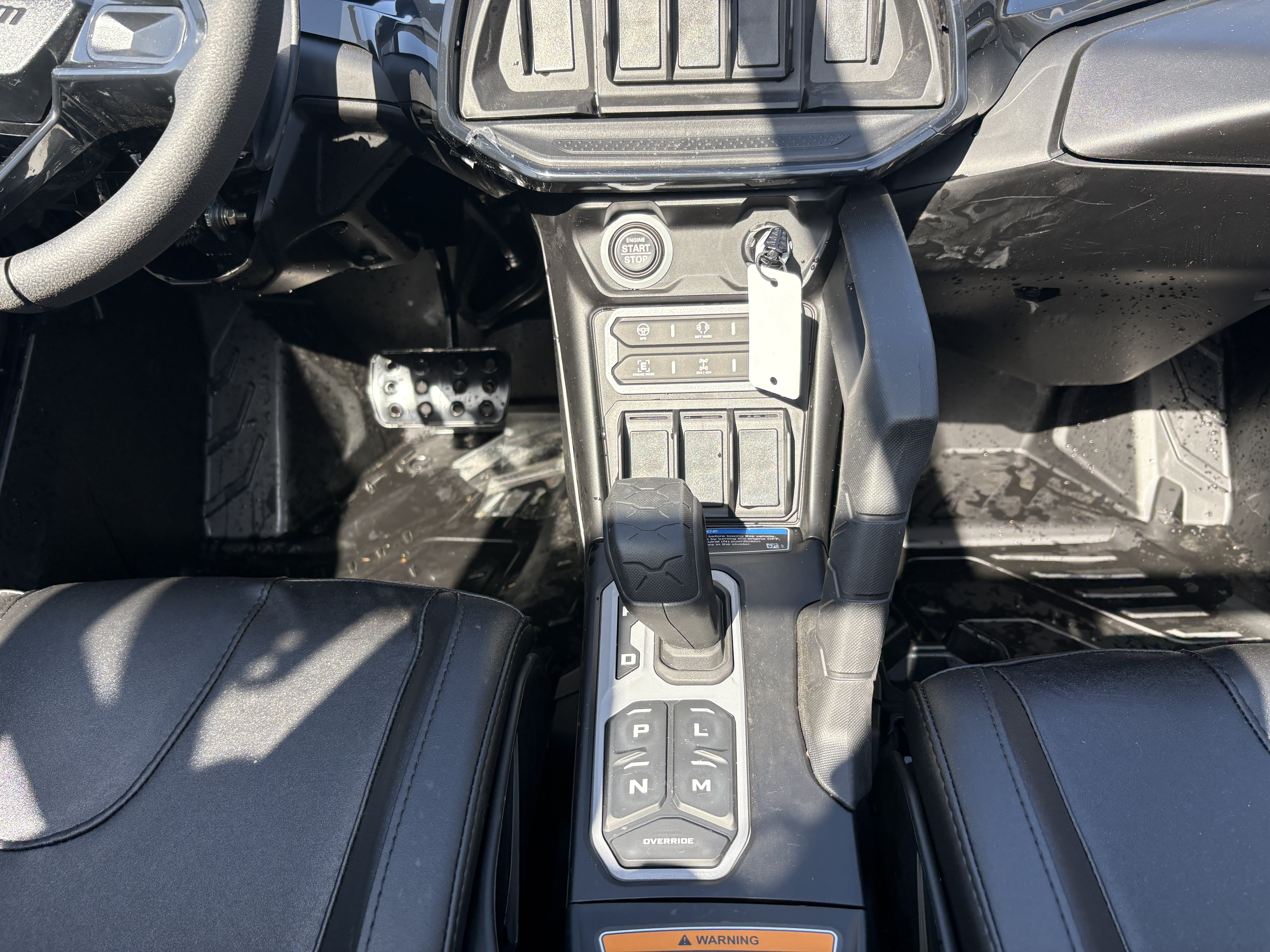 2025 Can-Am Maverick R Max - Photo 7