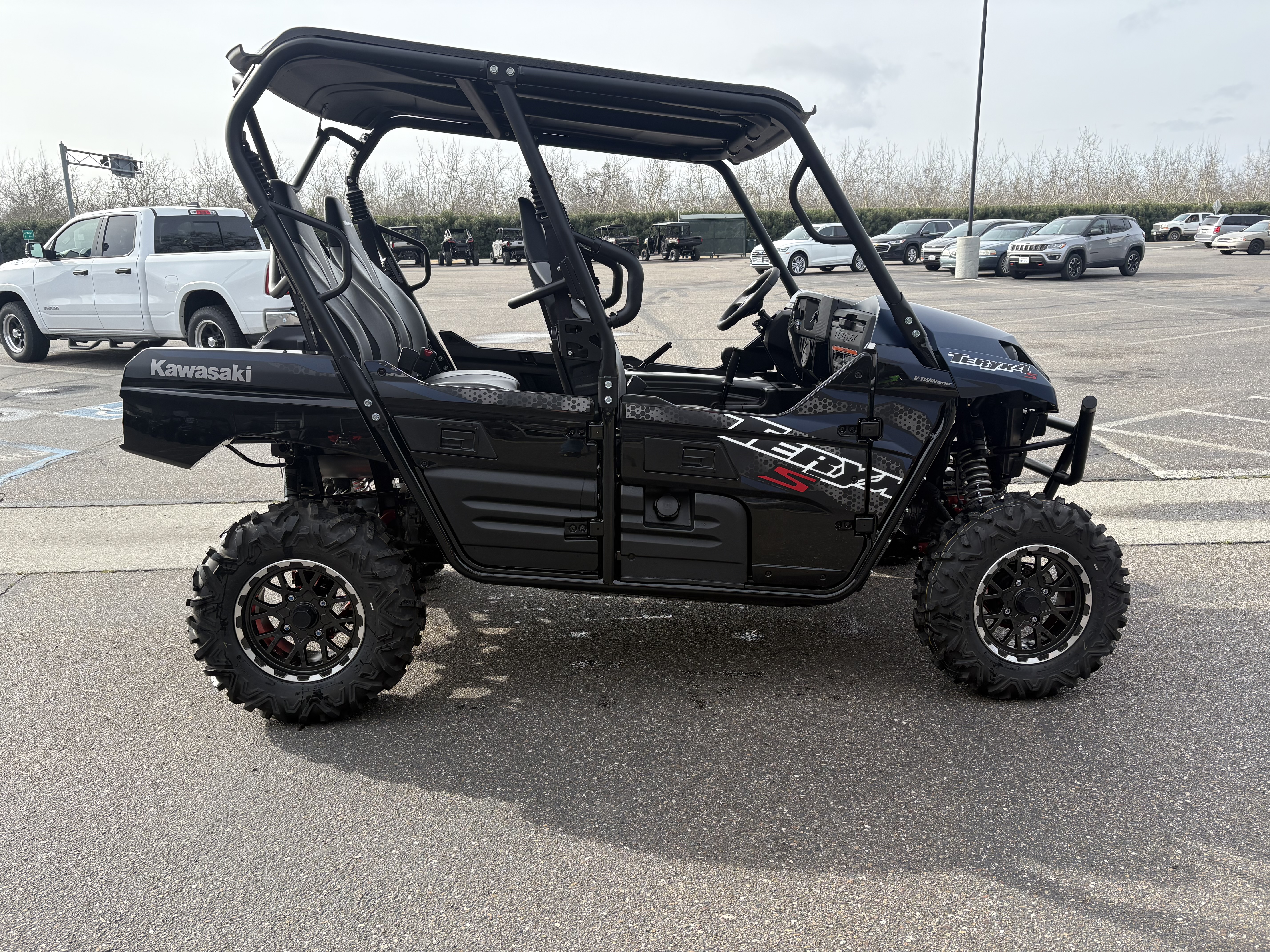 2025 Kawasaki Teryx4 S LE - Photo 3