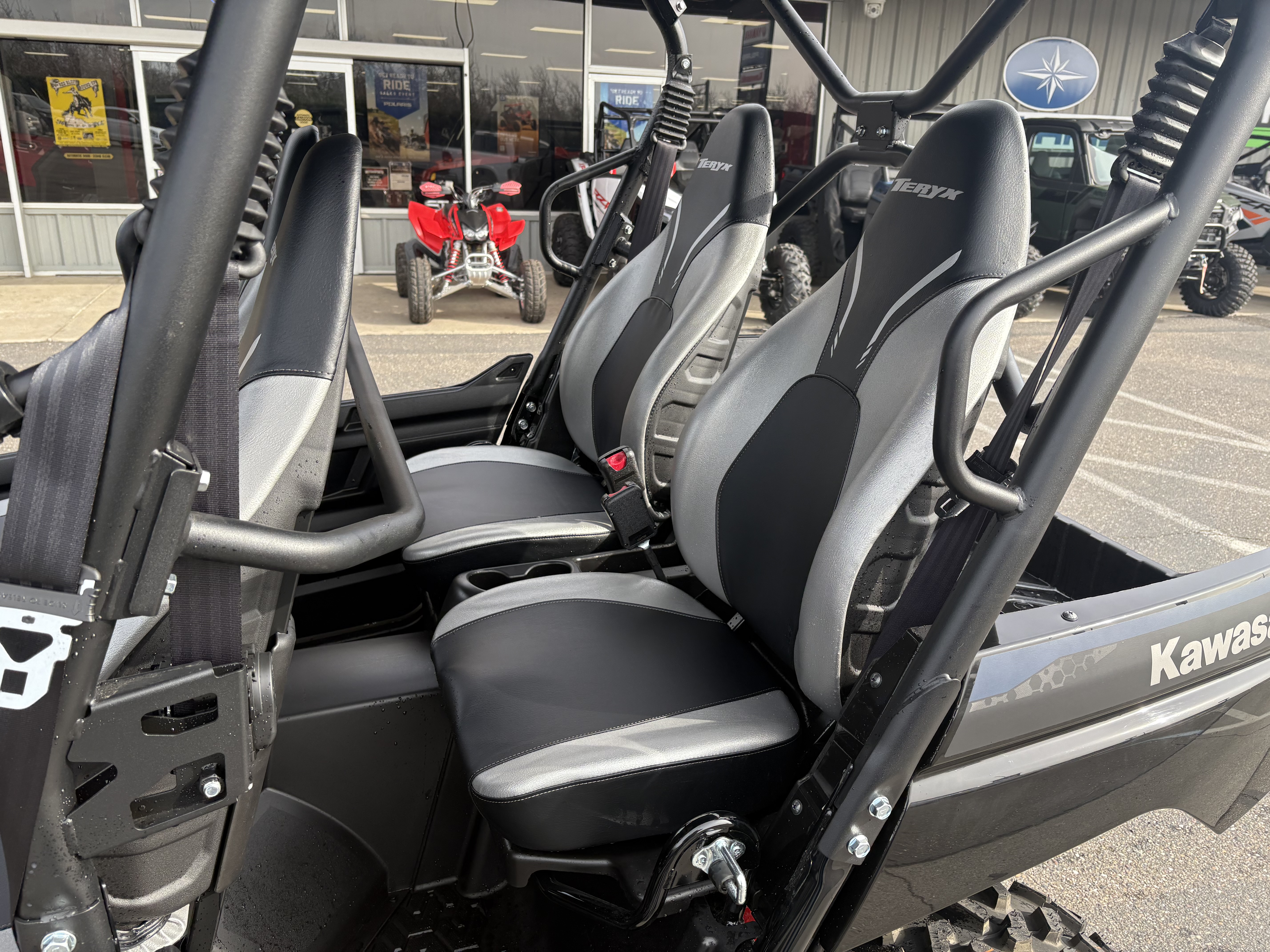 2025 Kawasaki Teryx4 S LE - Photo 9