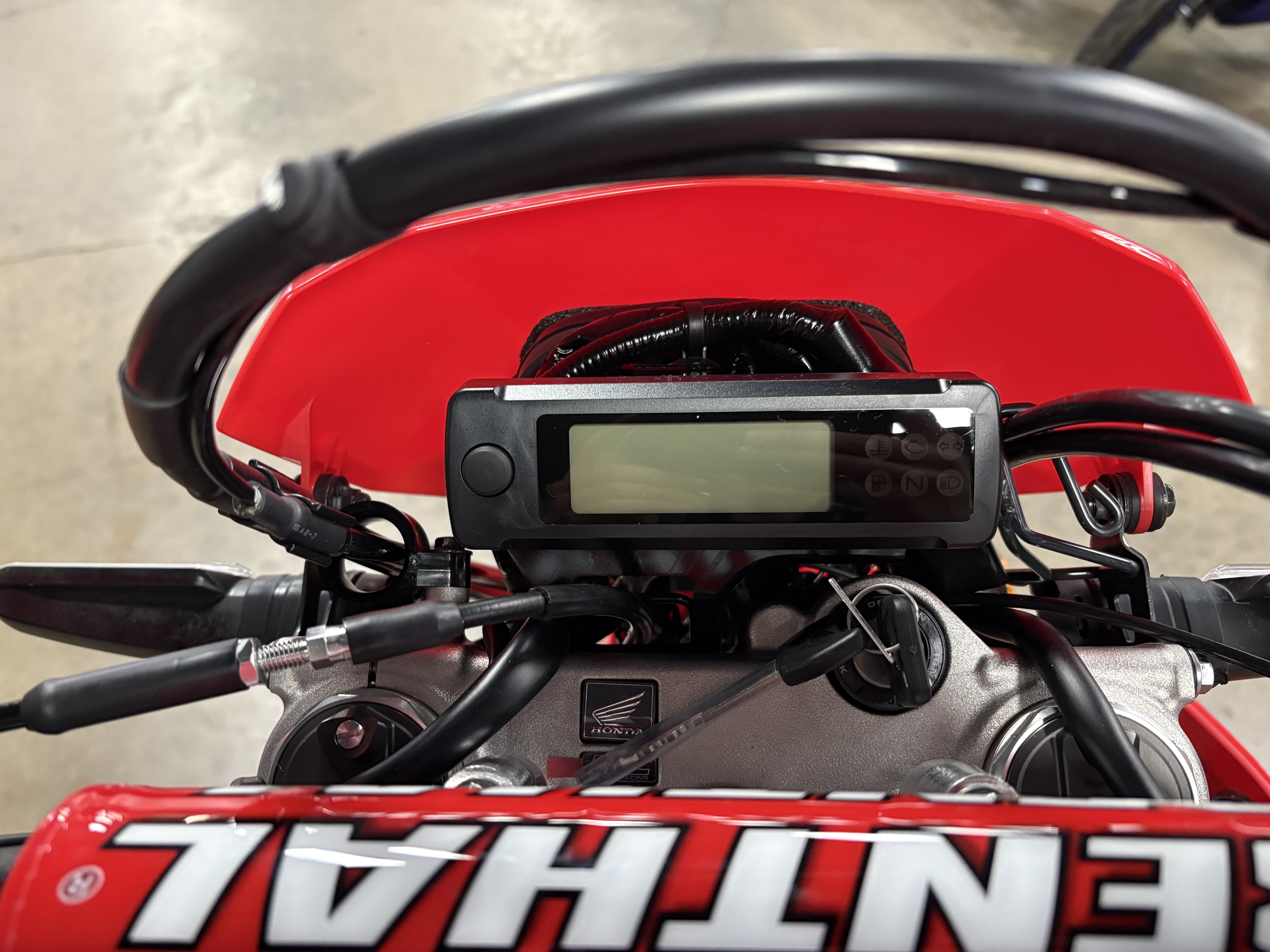 2025 Honda CRF 450RL - Photo 6