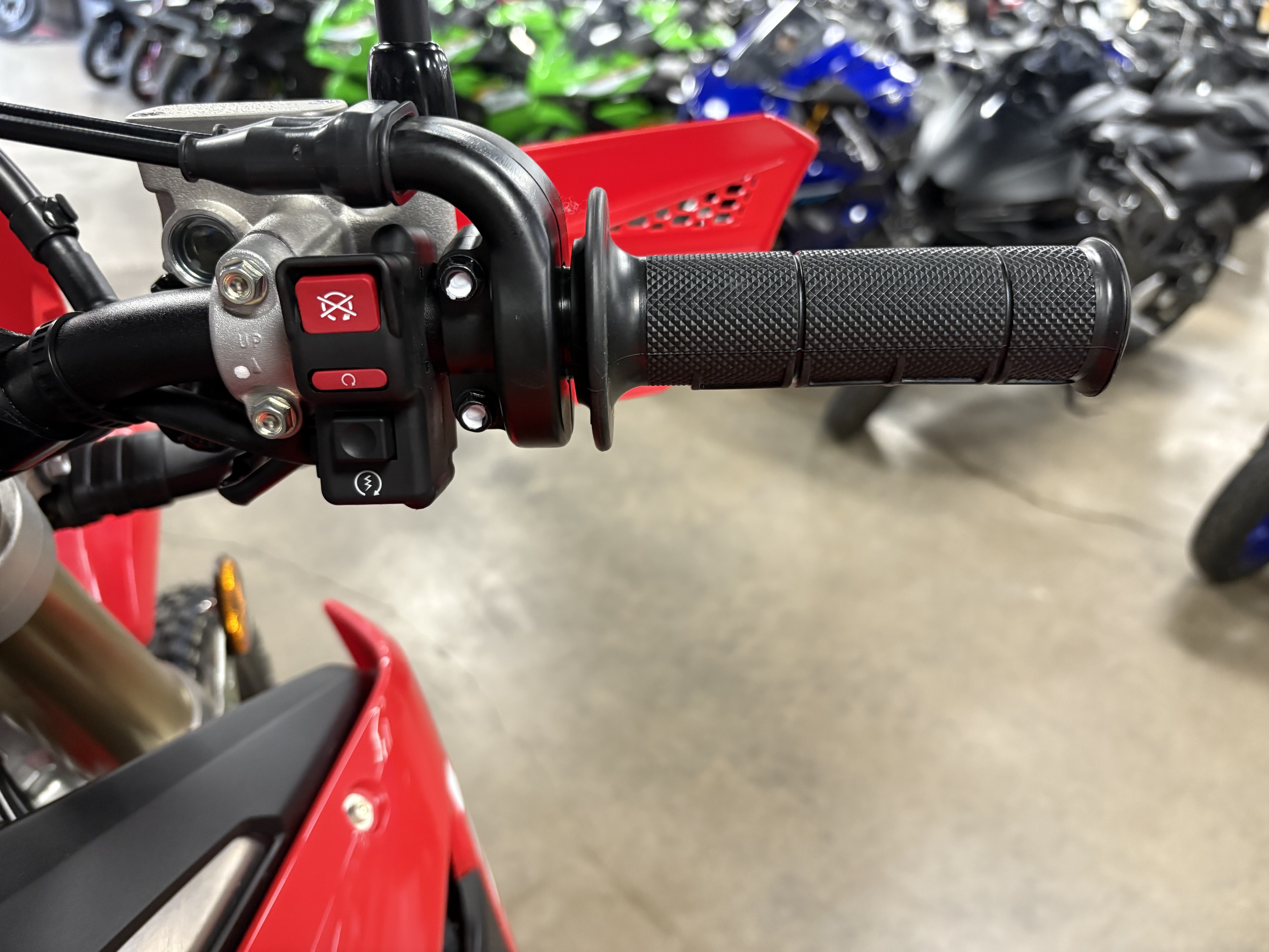 2025 Honda CRF 450RL - Photo 8