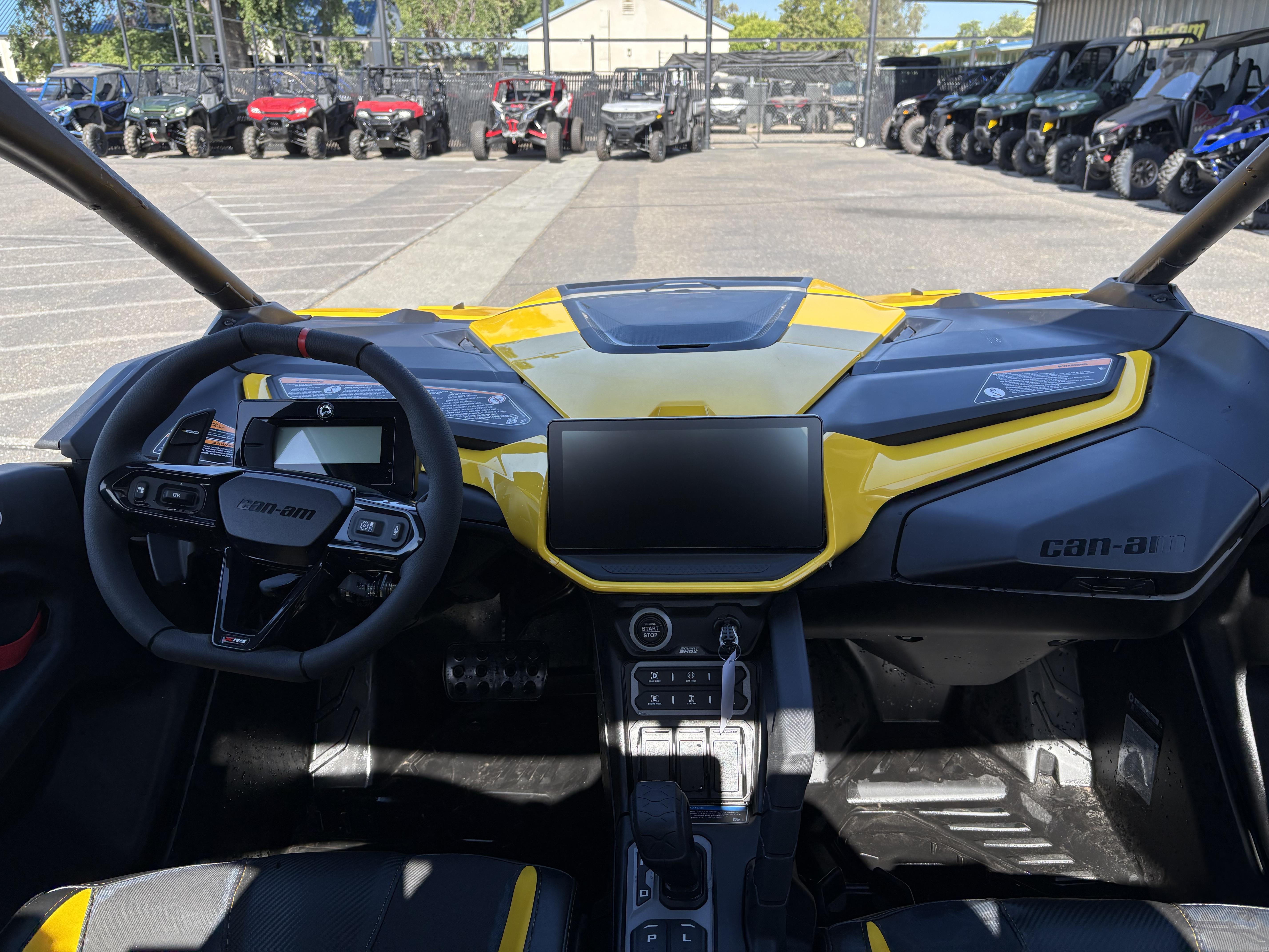 2025 Can-Am Maverick R X RS With Smart Shox - Photo 5