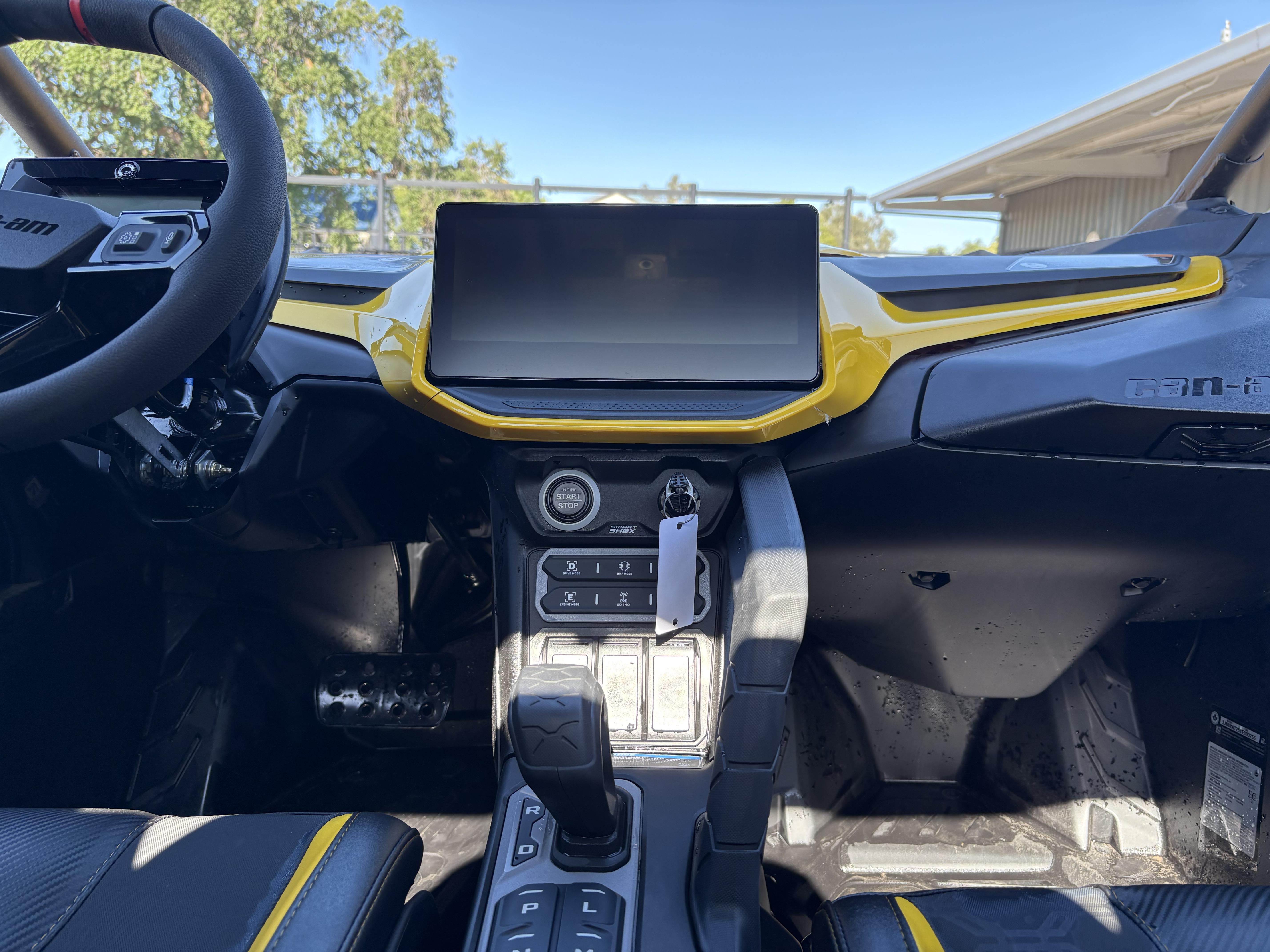2025 Can-Am Maverick R X RS With Smart Shox - Photo 7