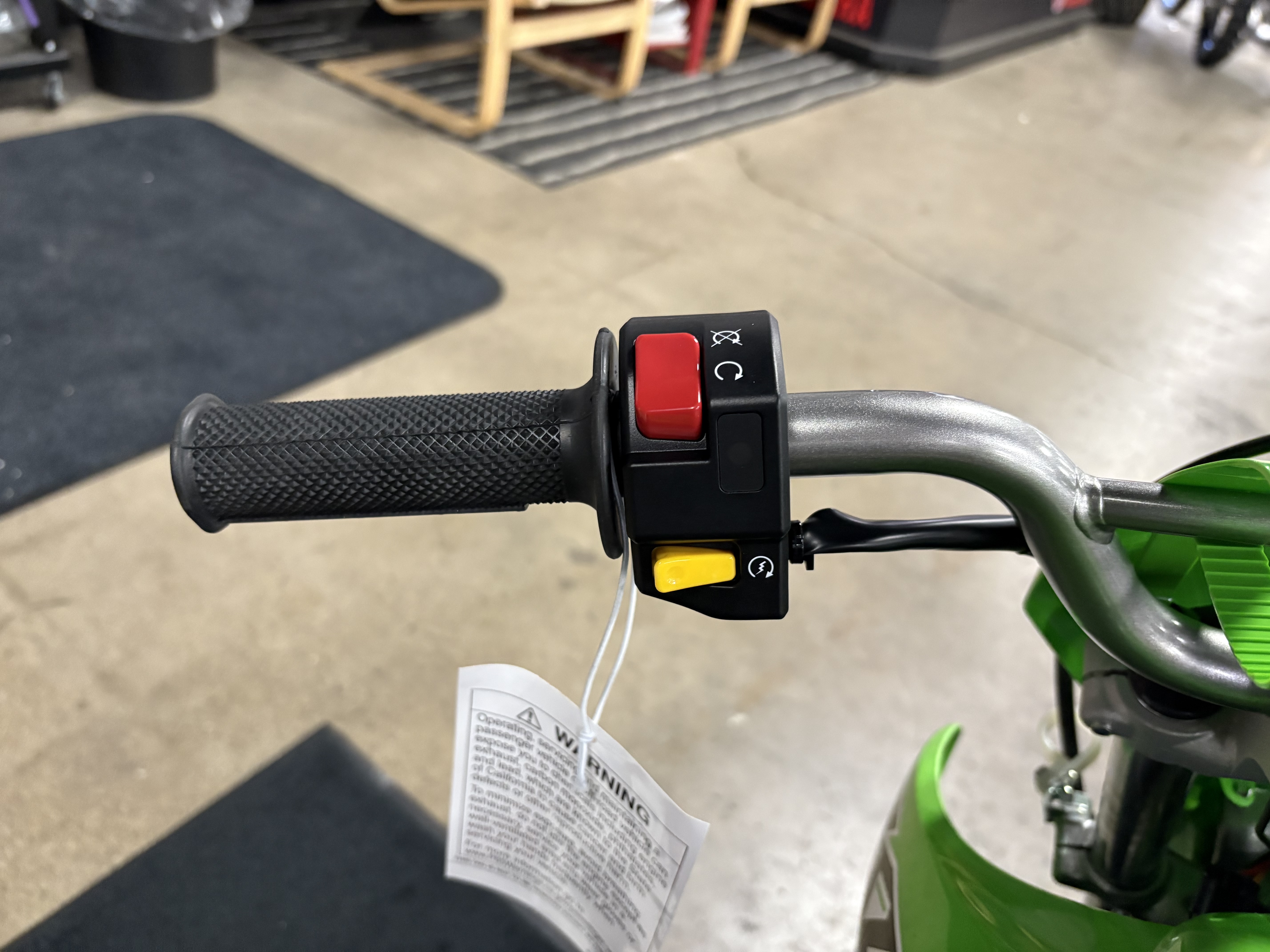 2025 Kawasaki KLX 110R - Photo 6