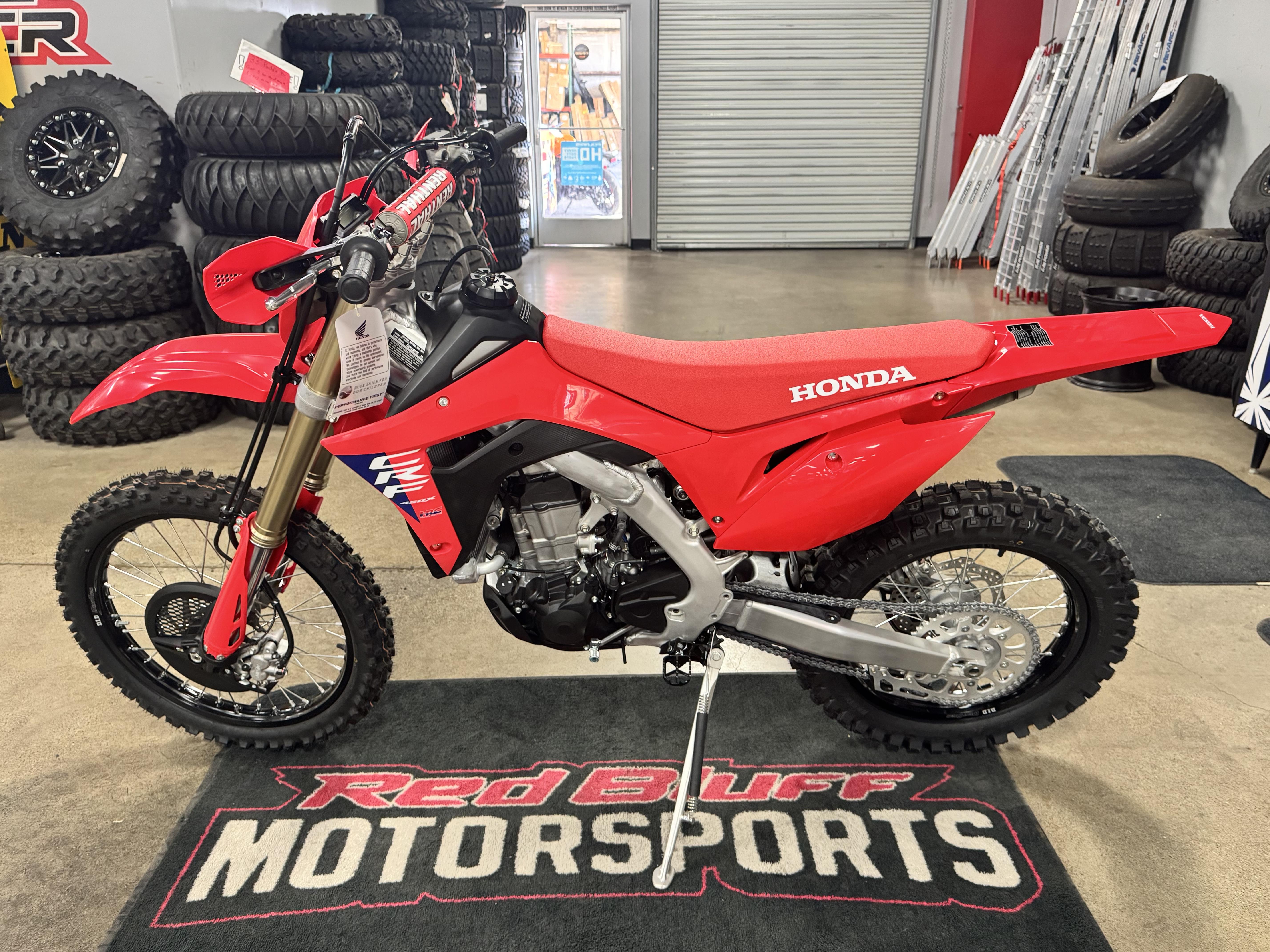 2025 Honda CRF 450X - Photo 3