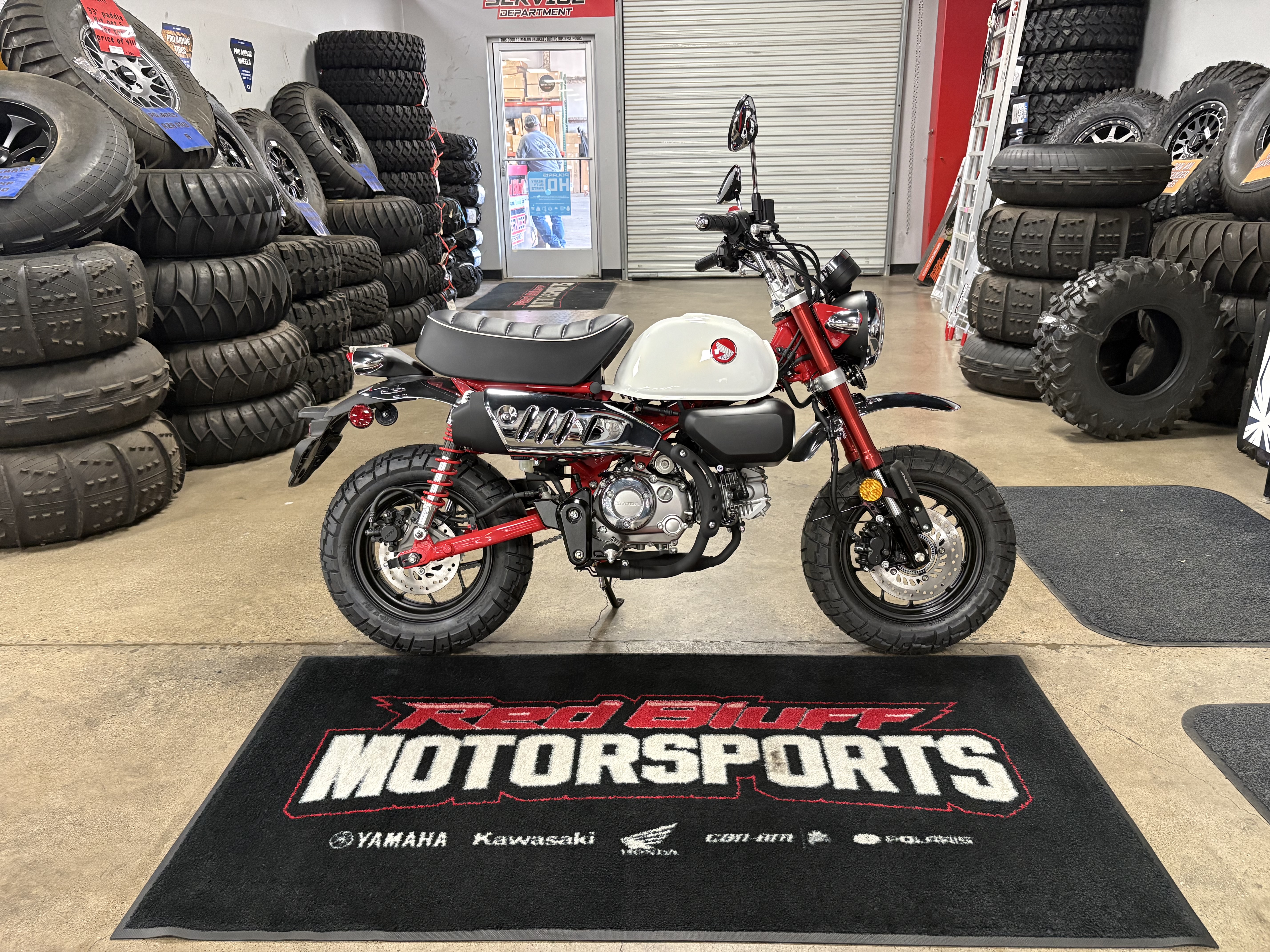 2025 Honda Monkey ABS