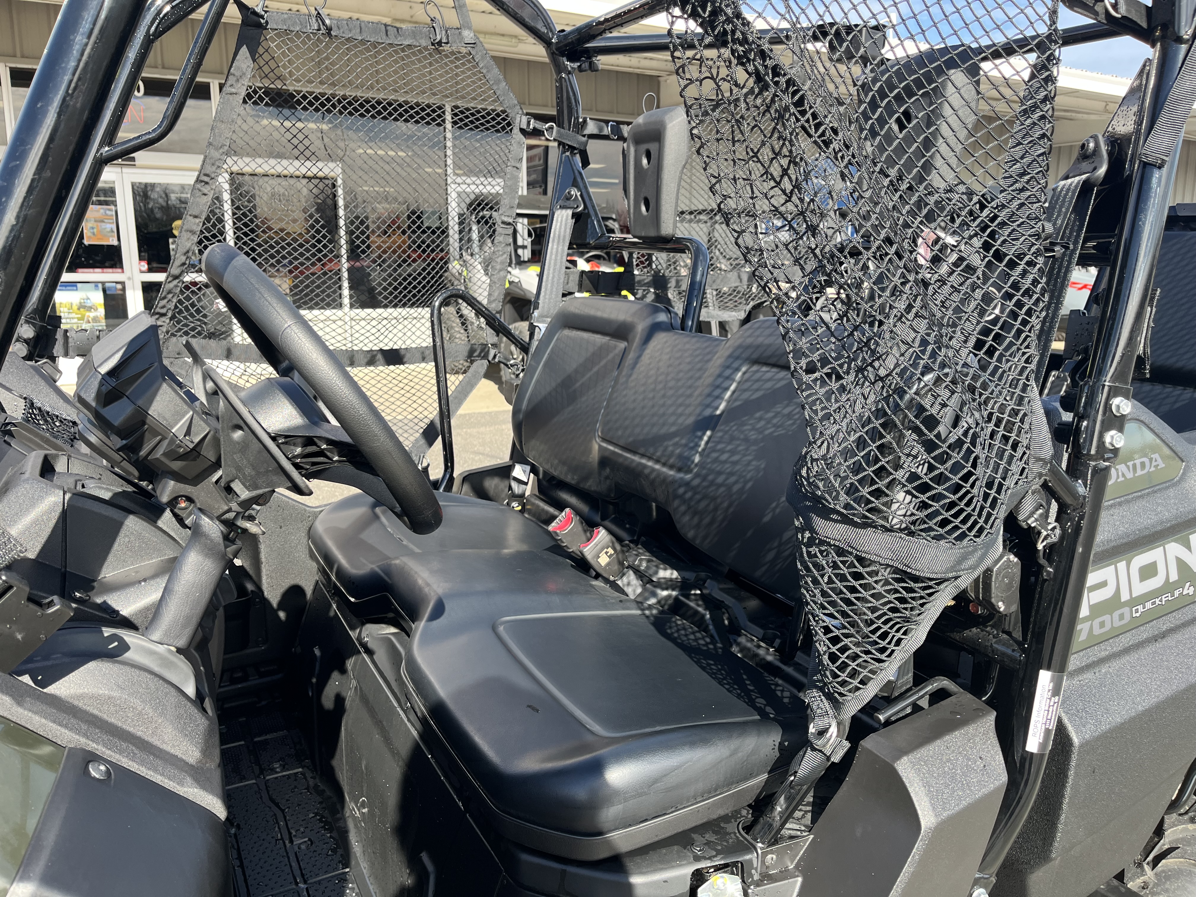2025 Honda Pioneer 700-4 Deluxe - Photo 8
