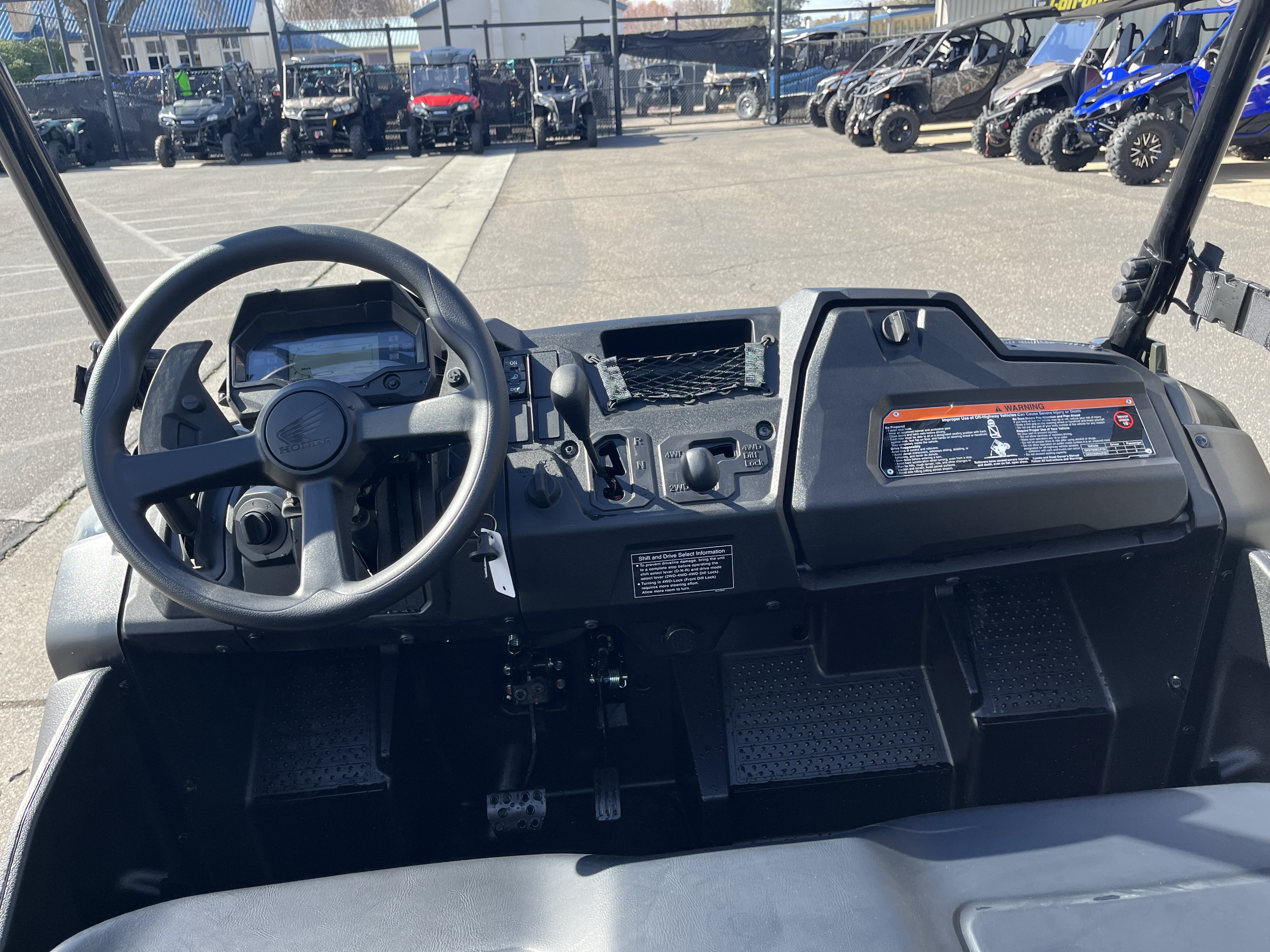 2025 Honda Pioneer 700-4 Deluxe - Photo 5