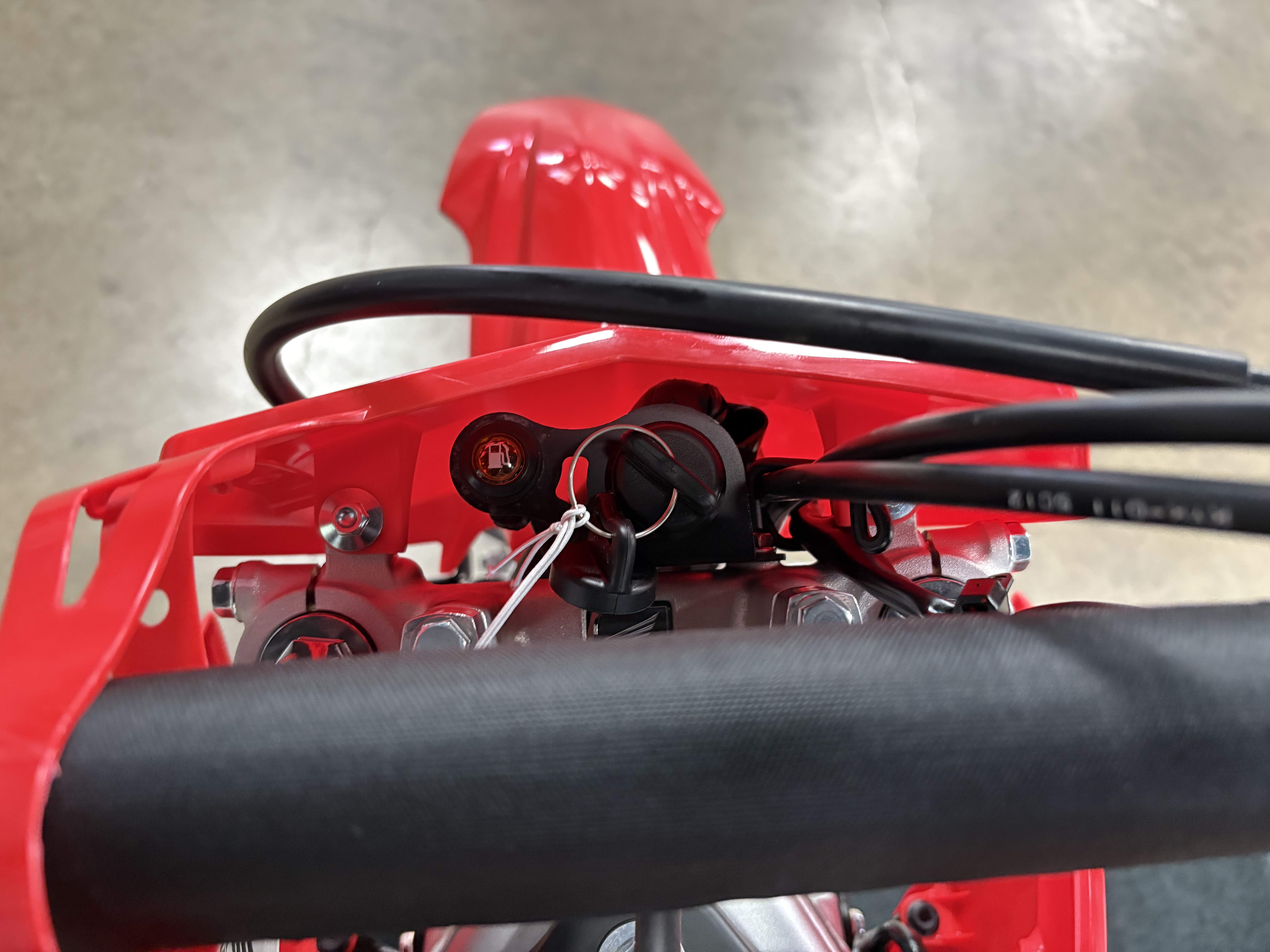 2026 Honda CRF 110F - Photo 6
