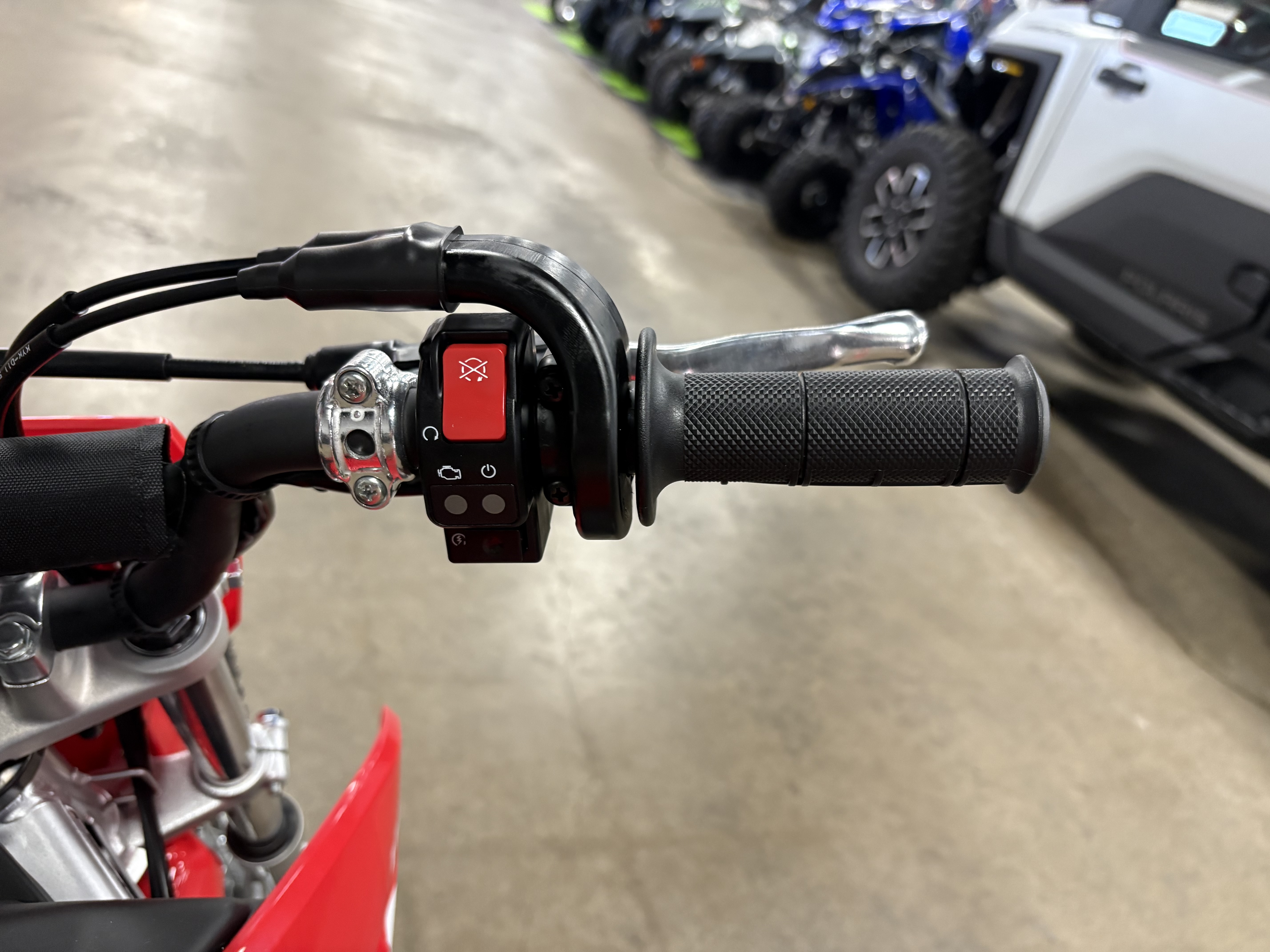2026 Honda CRF 110F - Photo 8