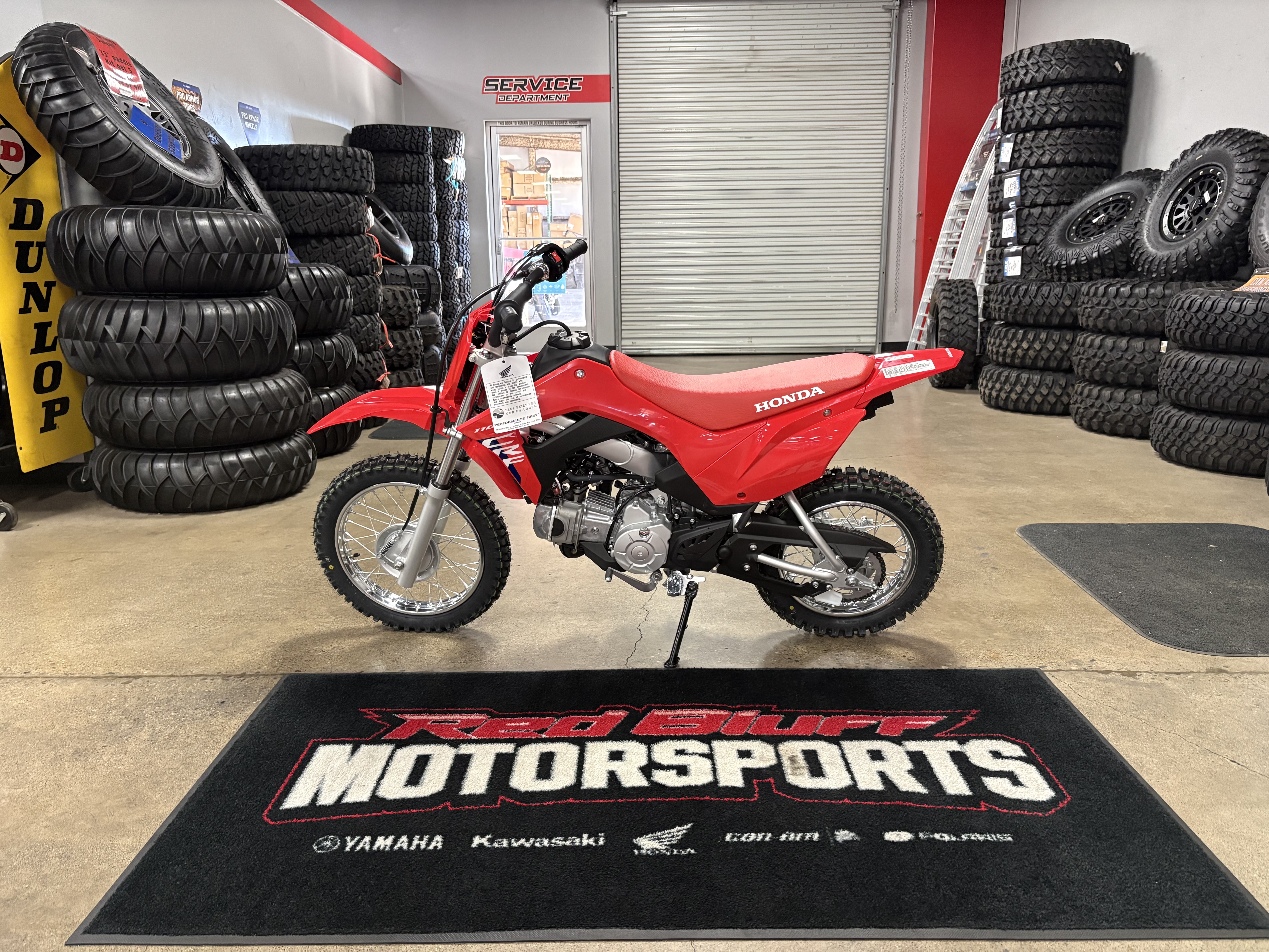 2026 Honda CRF 110F - Photo 3