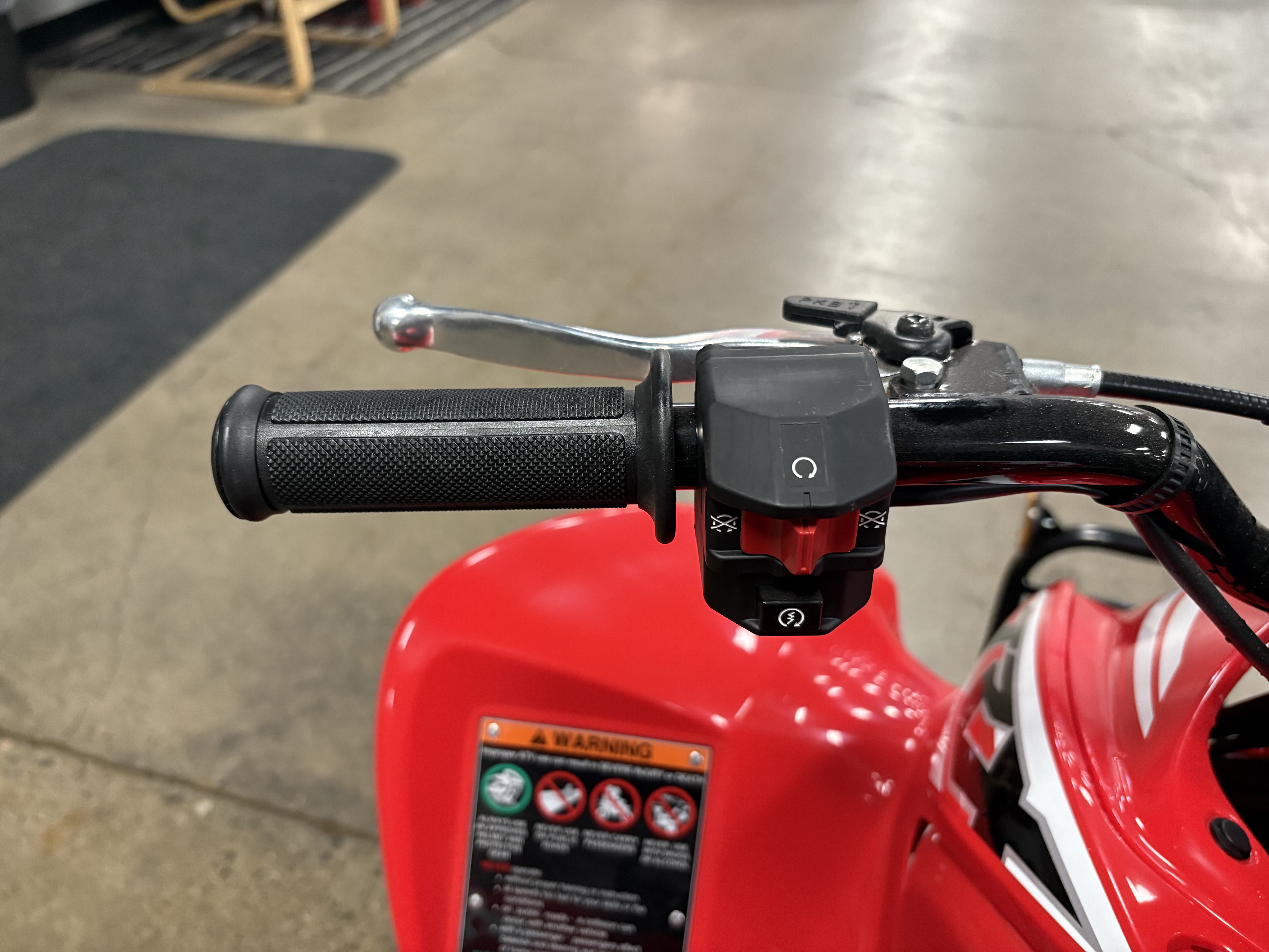 2025 Honda TRX 90X - Photo 7