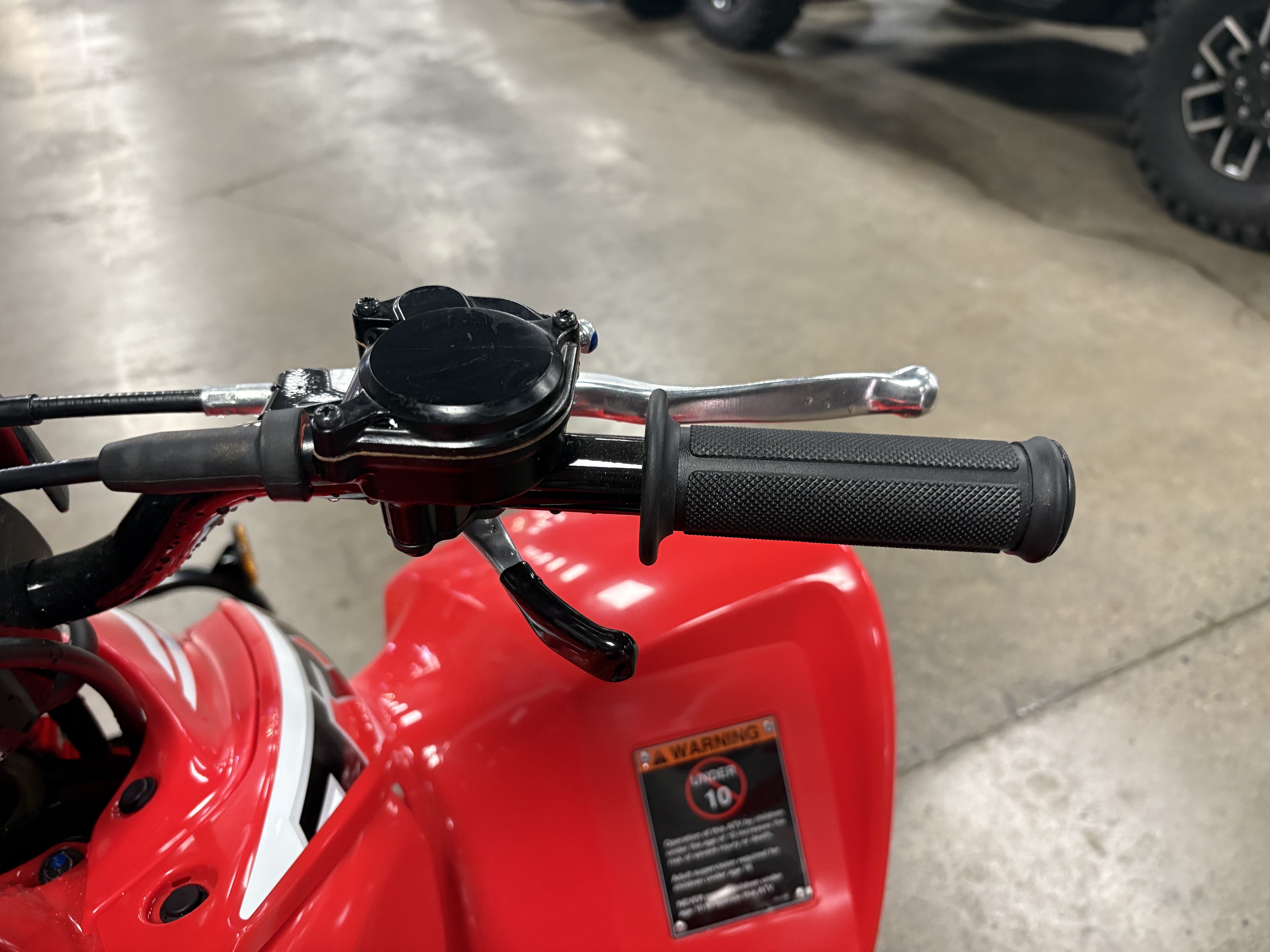 2025 Honda TRX 90X - Photo 8