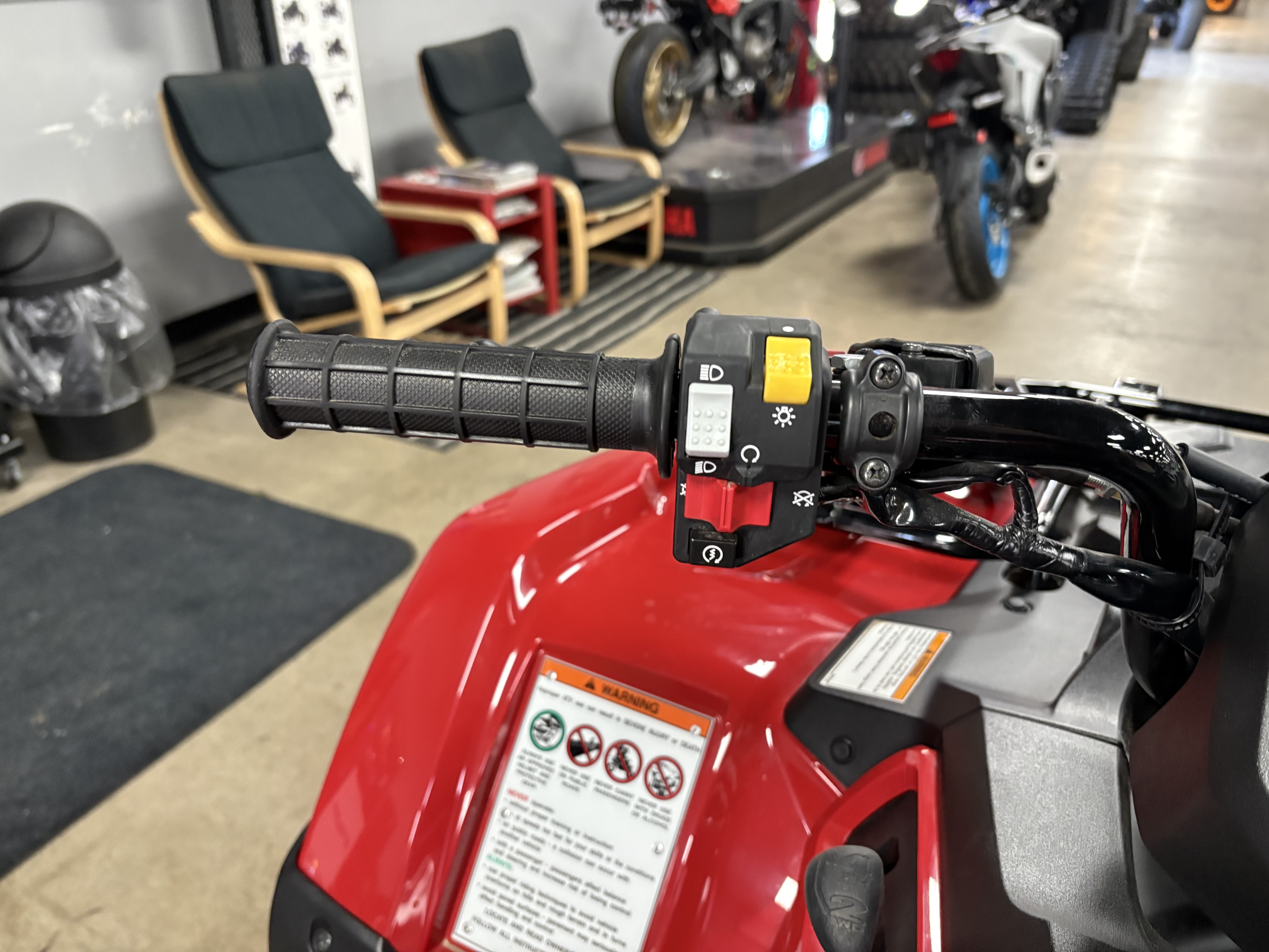 2025 Honda Fourtrax Rancher 4X4 - Photo 7