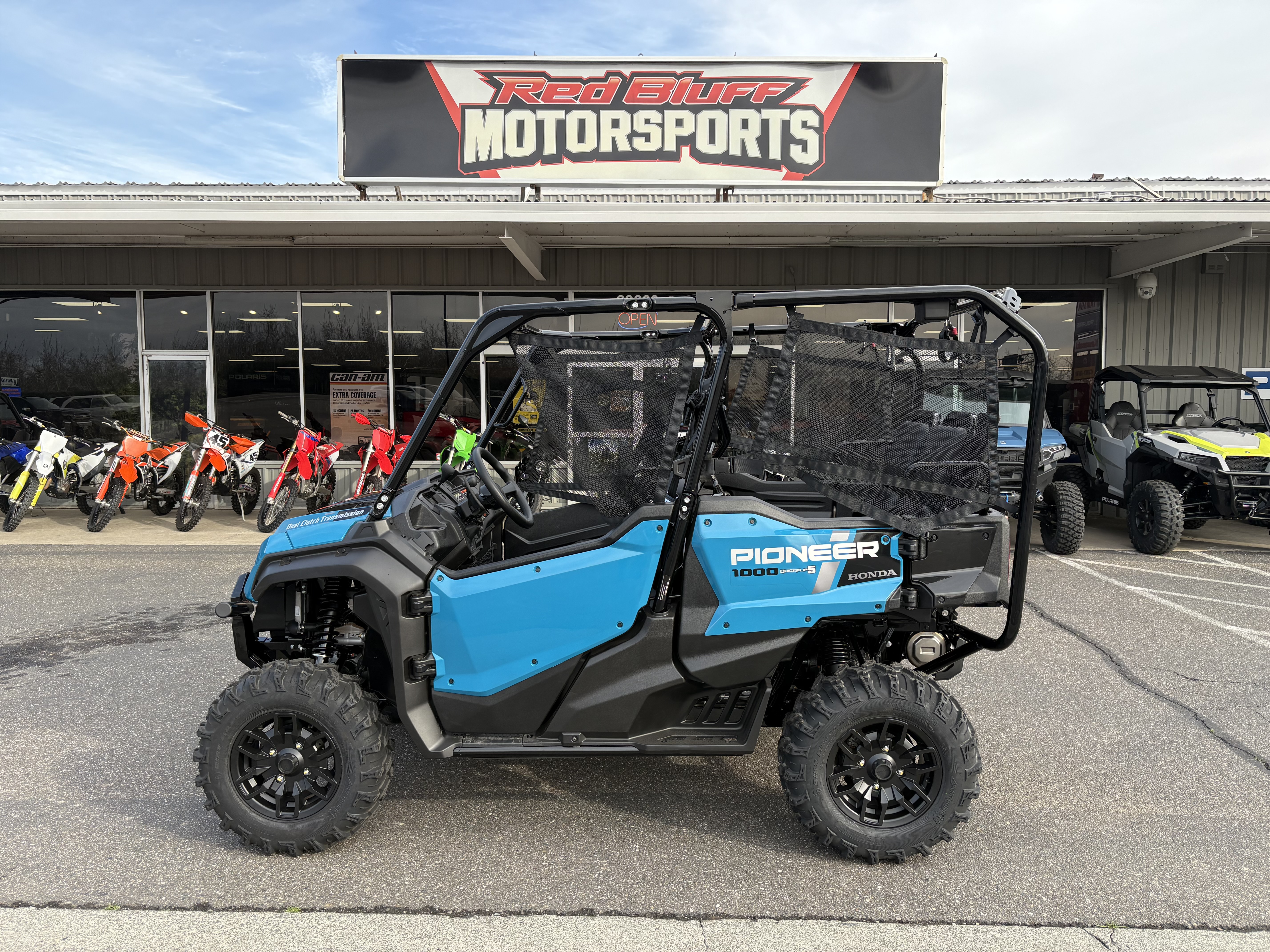2025 Honda Pioneer 1000-5 Deluxe