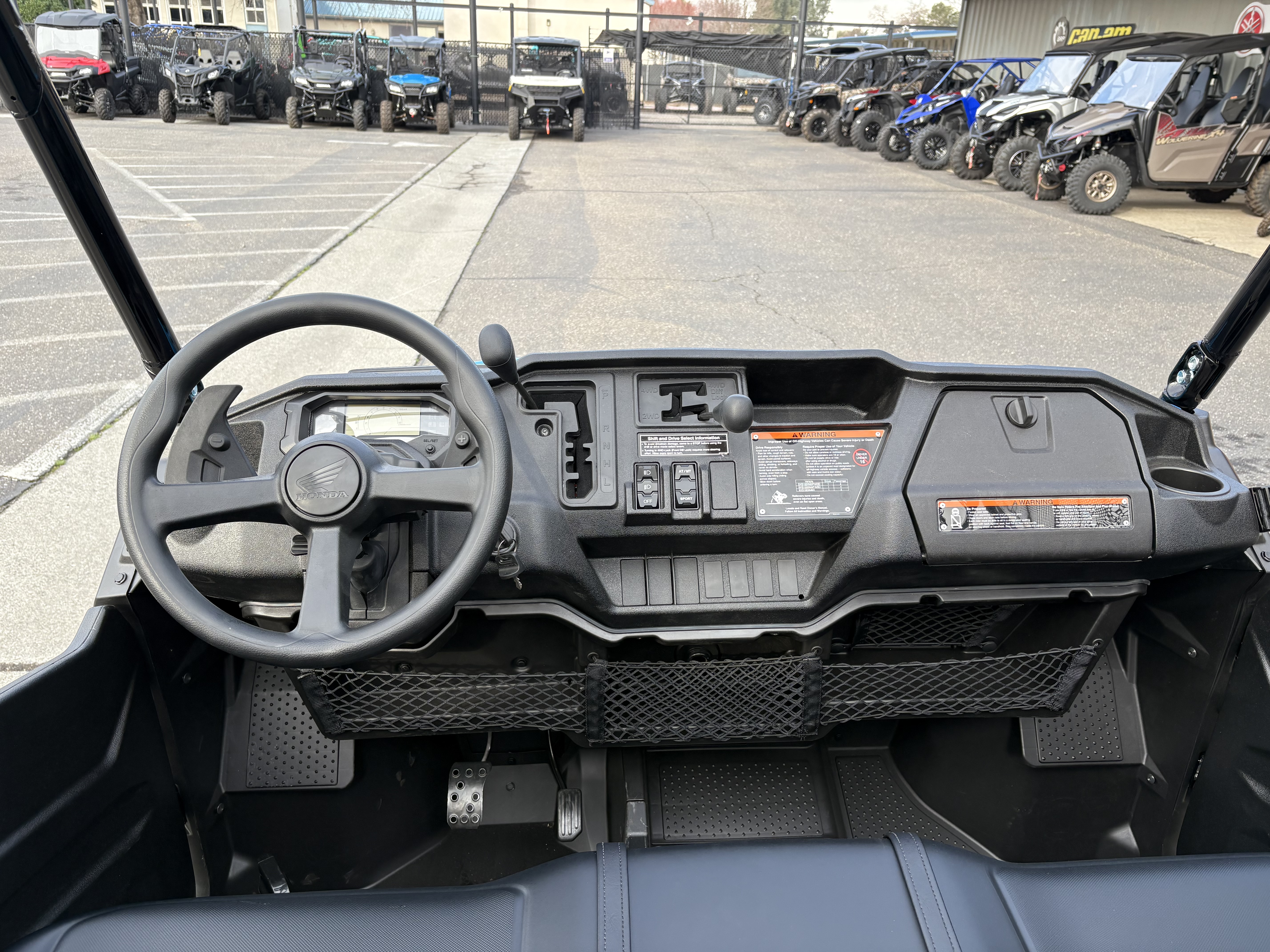 2025 Honda Pioneer 1000-5 Deluxe - Photo 5