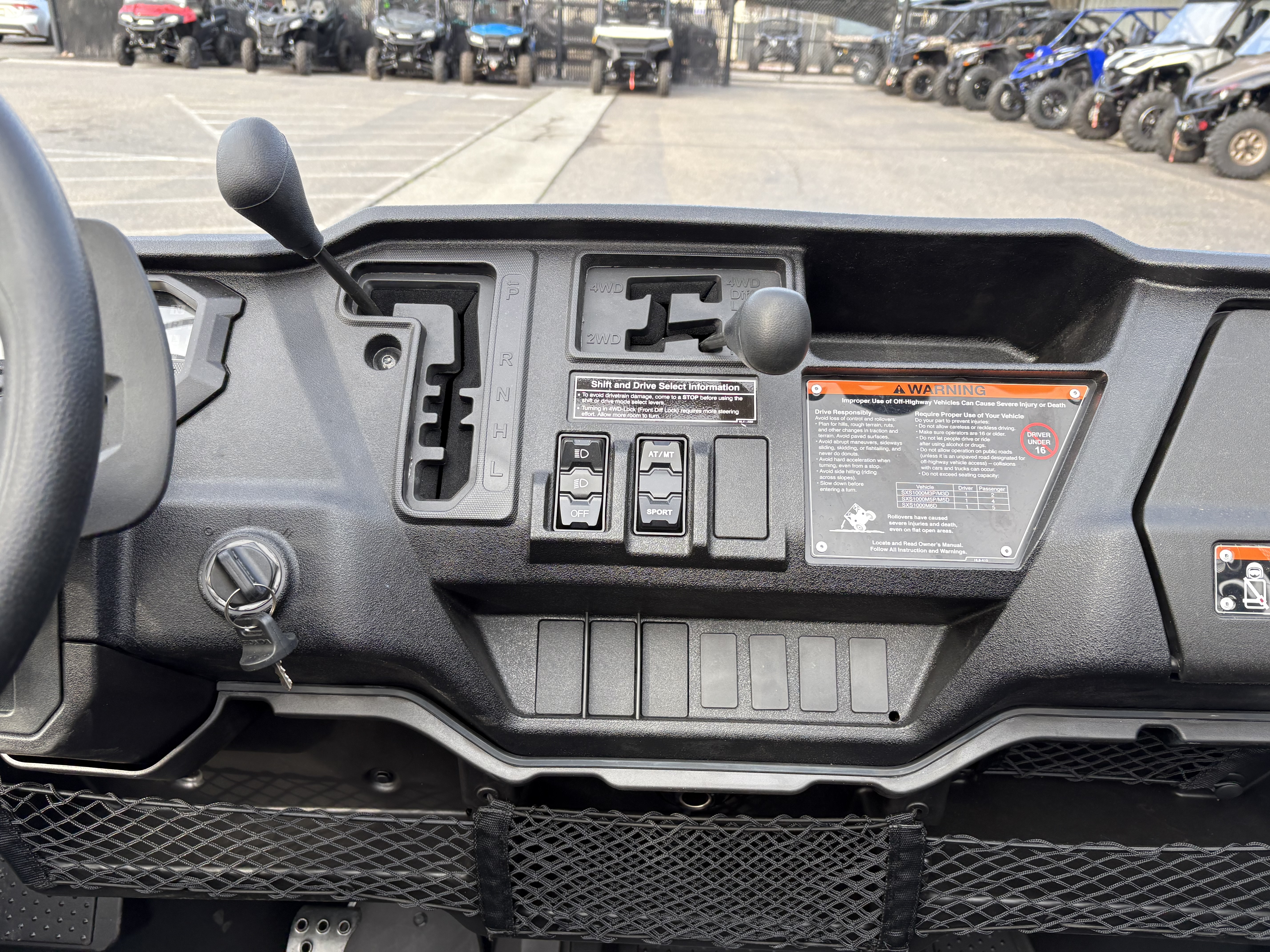 2025 Honda Pioneer 1000-5 Deluxe - Photo 7