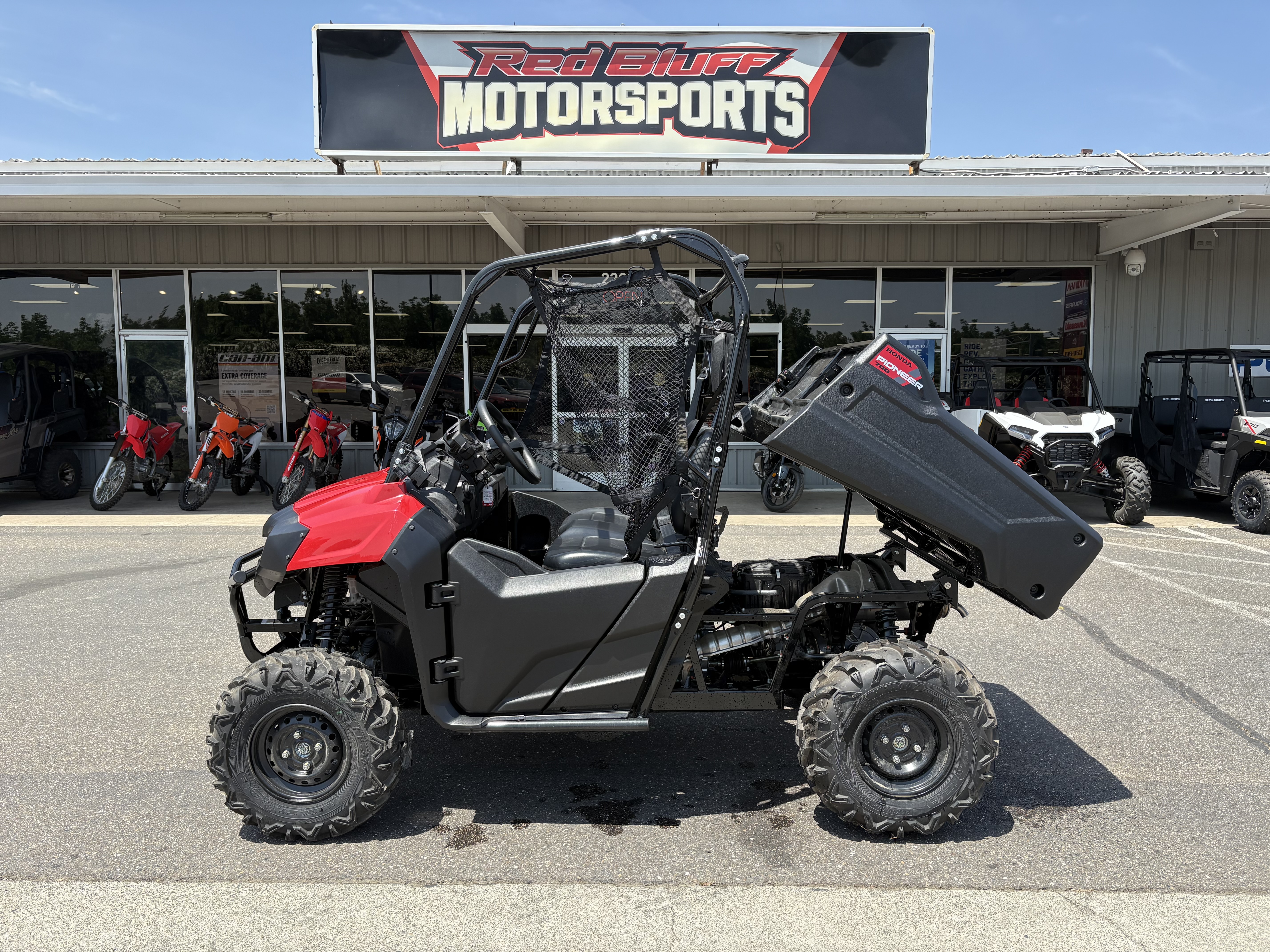 2025 Honda Pioneer 700 - Photo 5