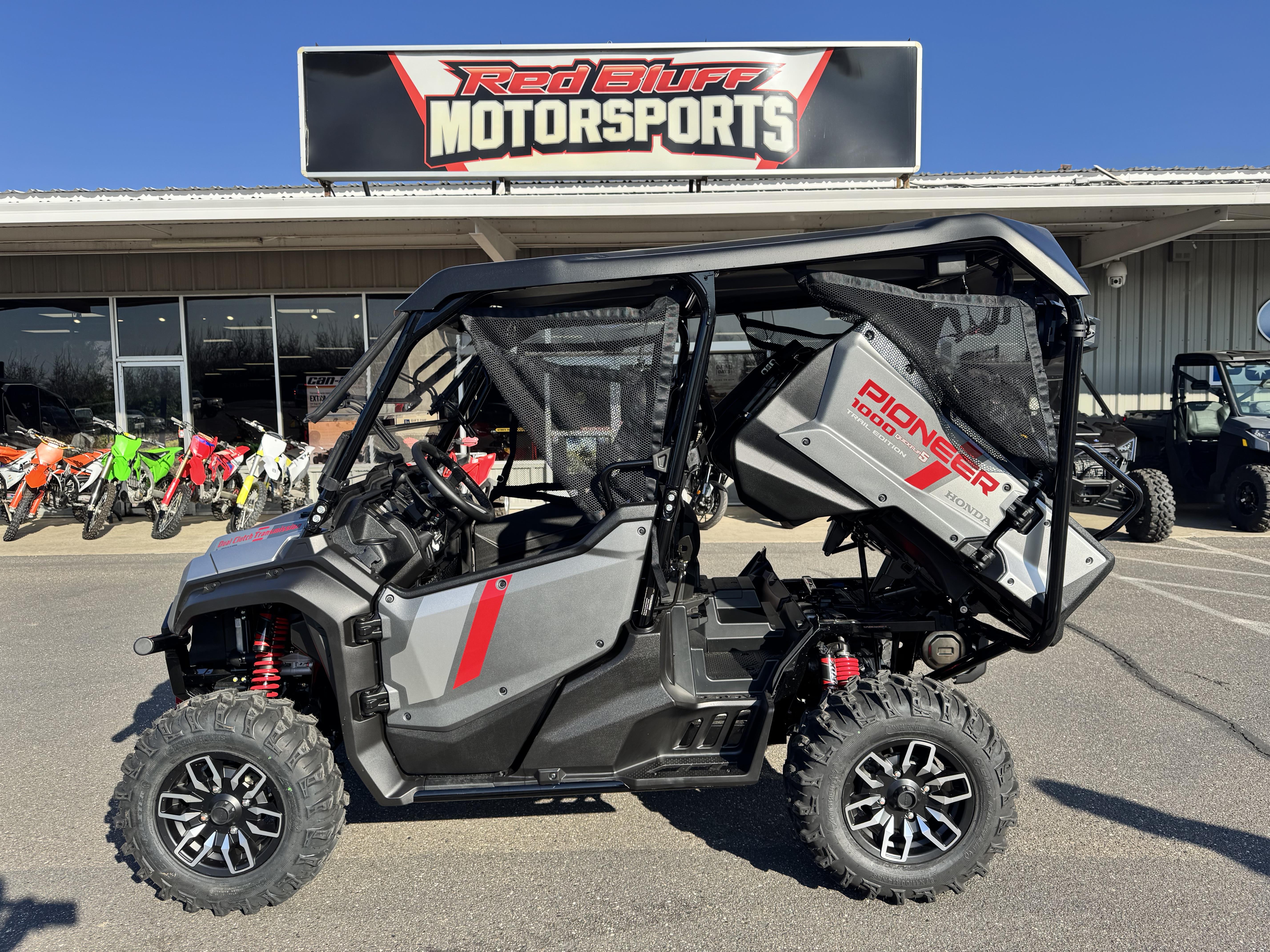 2025 Honda Pioneer 1000-5 Trail Special Edition - Photo 5