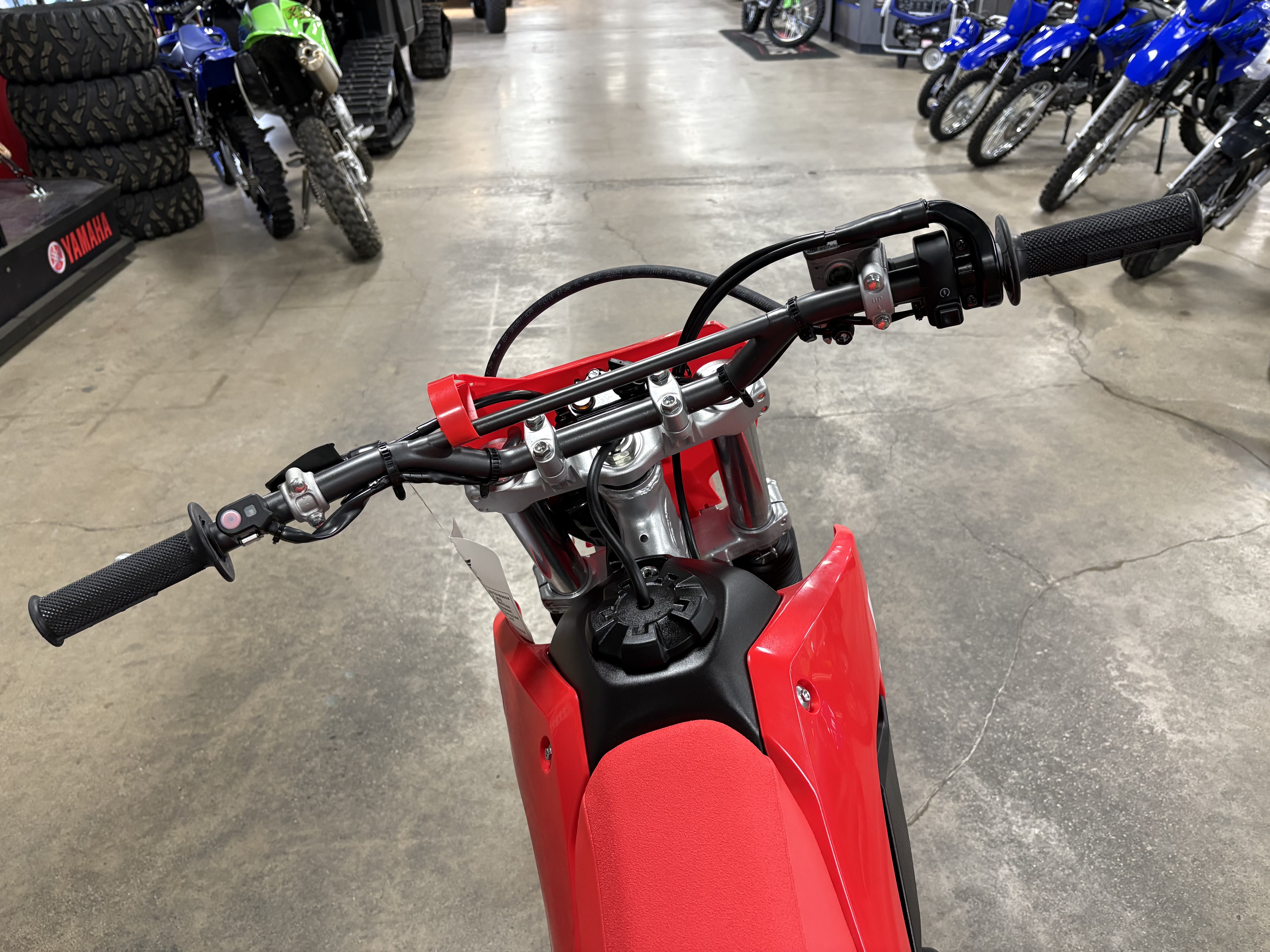 2025 Honda CRF 250F - Photo 5