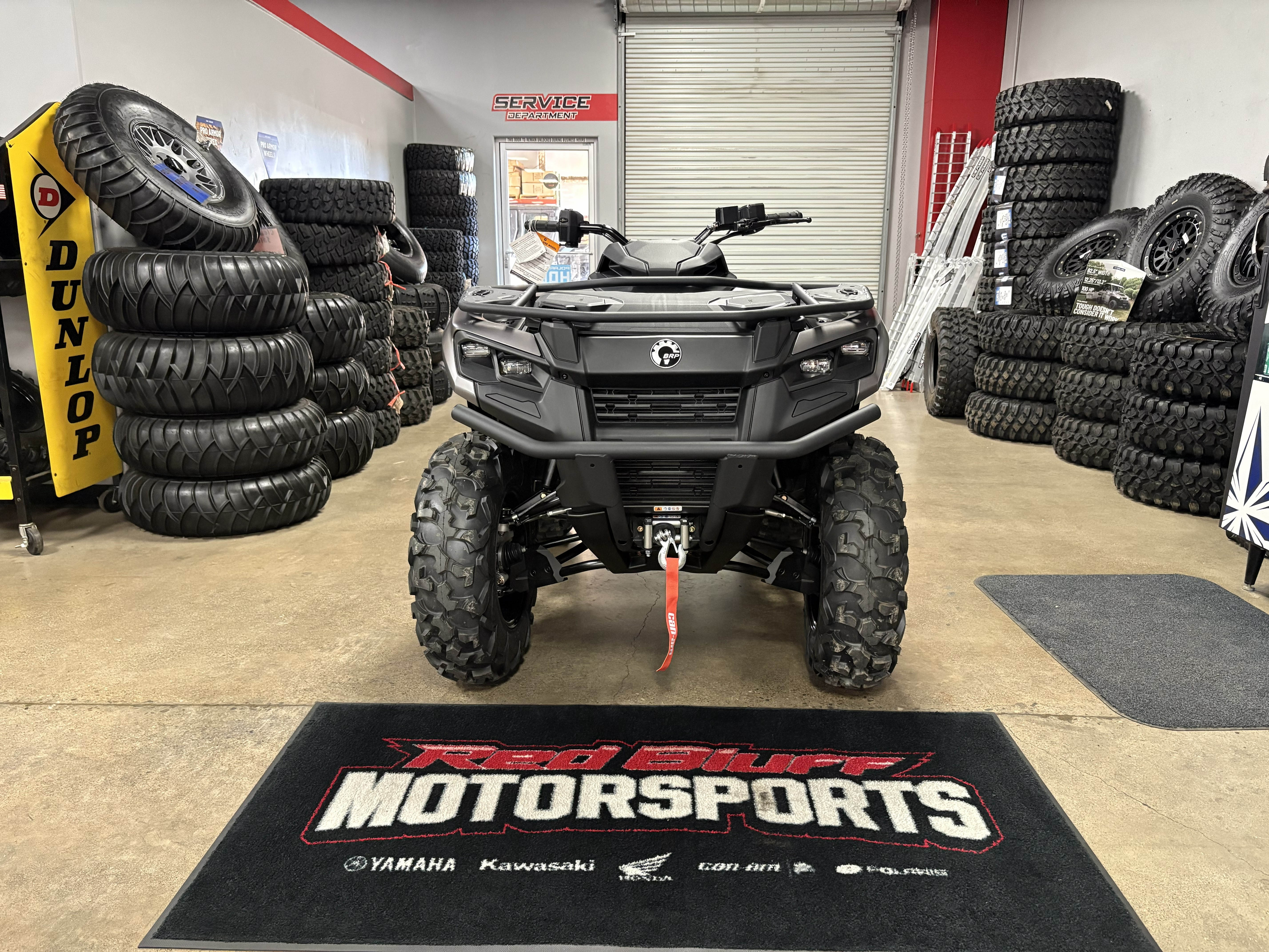 2025 Can-Am Outlander XT 700 - Photo 2