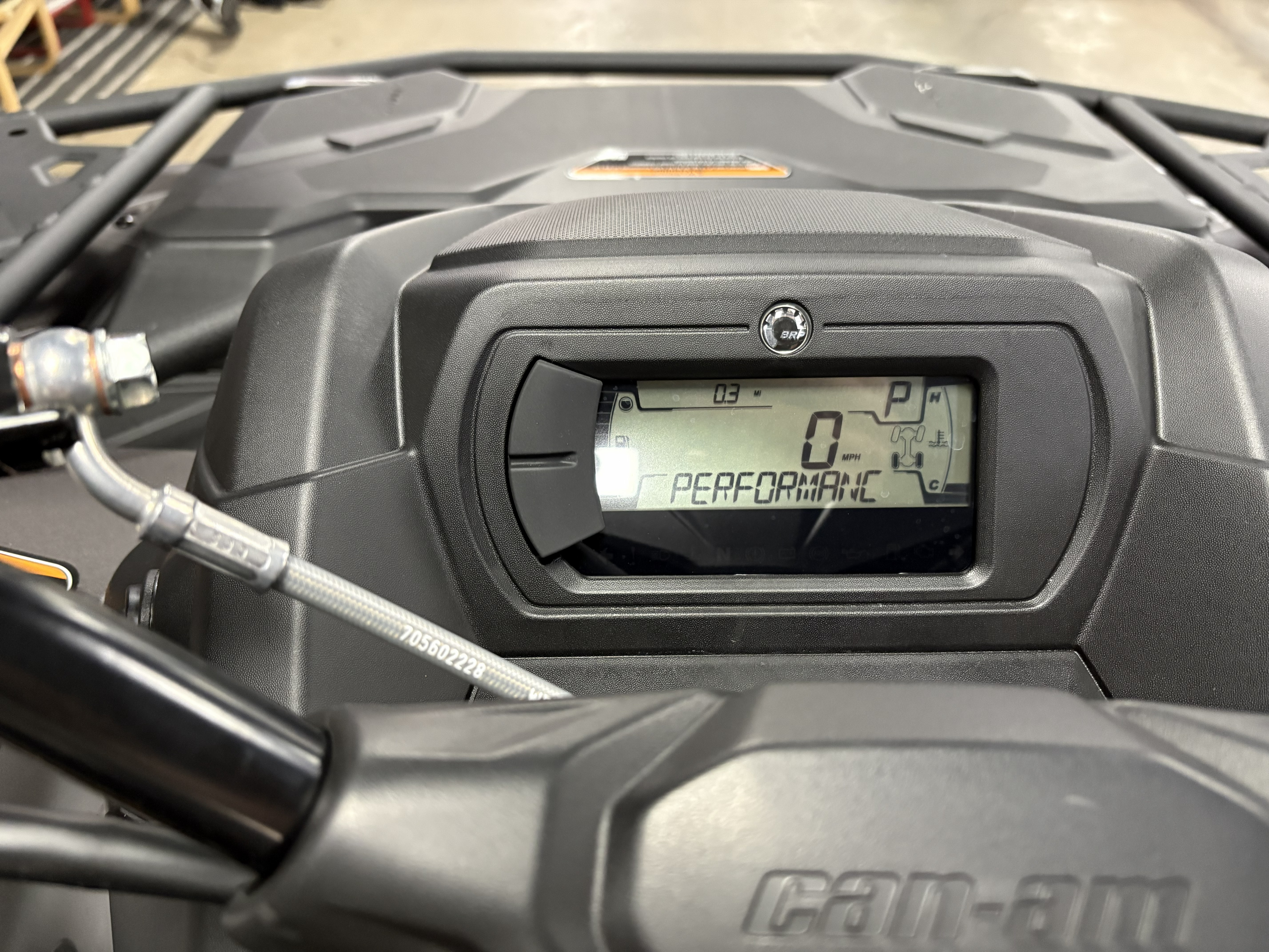 2025 Can-Am Outlander XT 700 - Photo 6