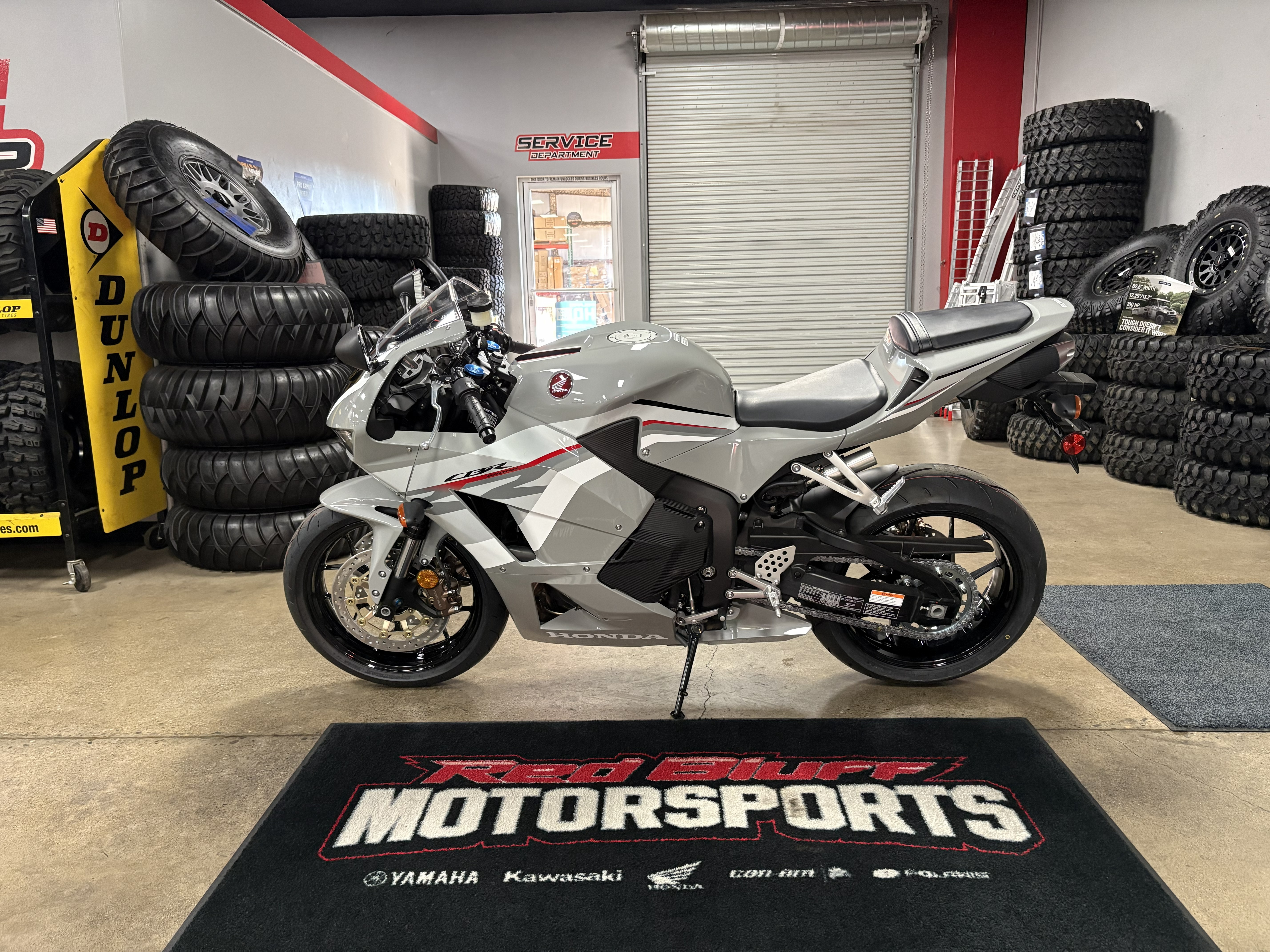 2026 Honda CBR600RR ABS - Photo 3