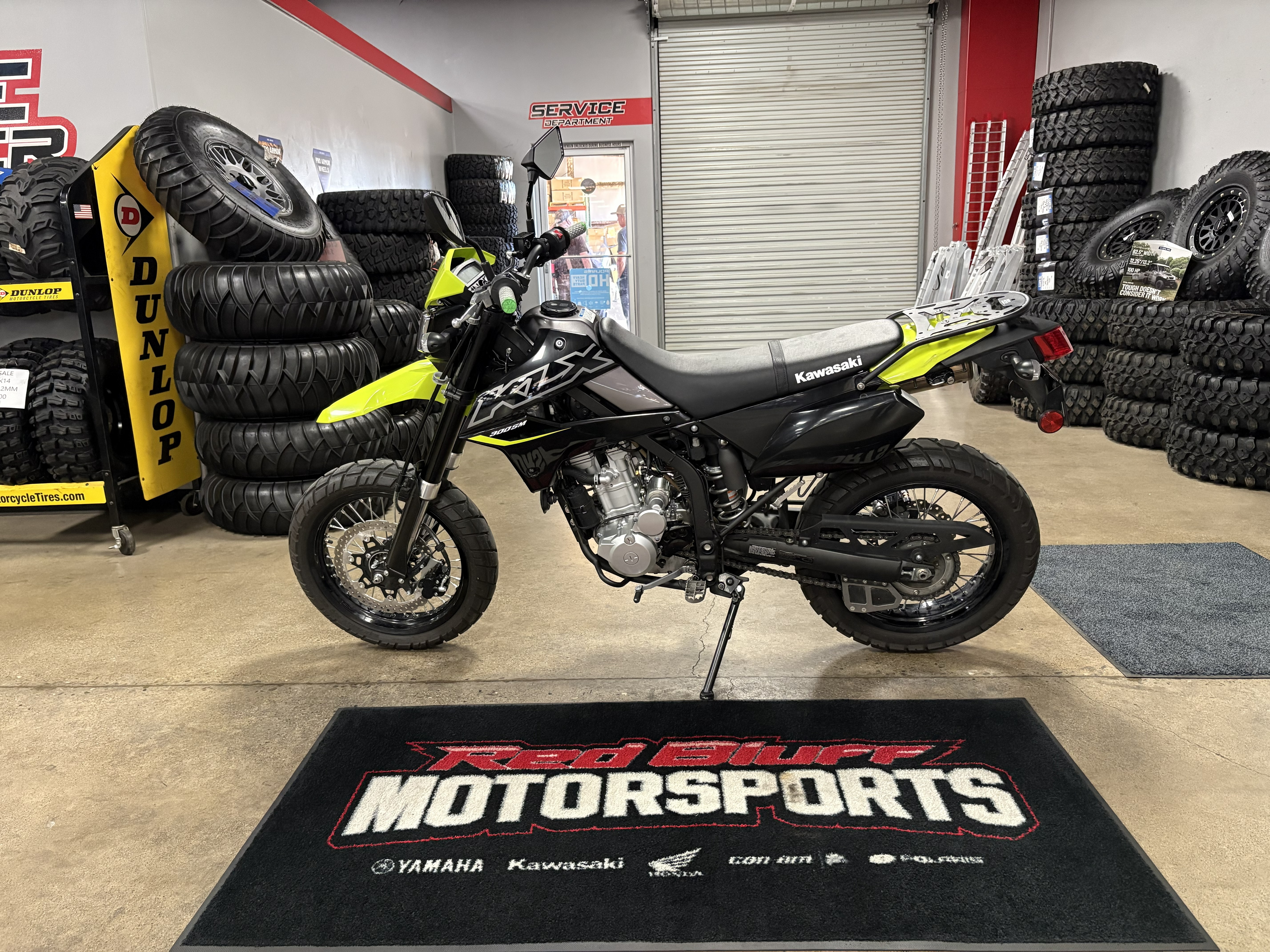 2023 Kawasaki KLX 300SM - Photo 3