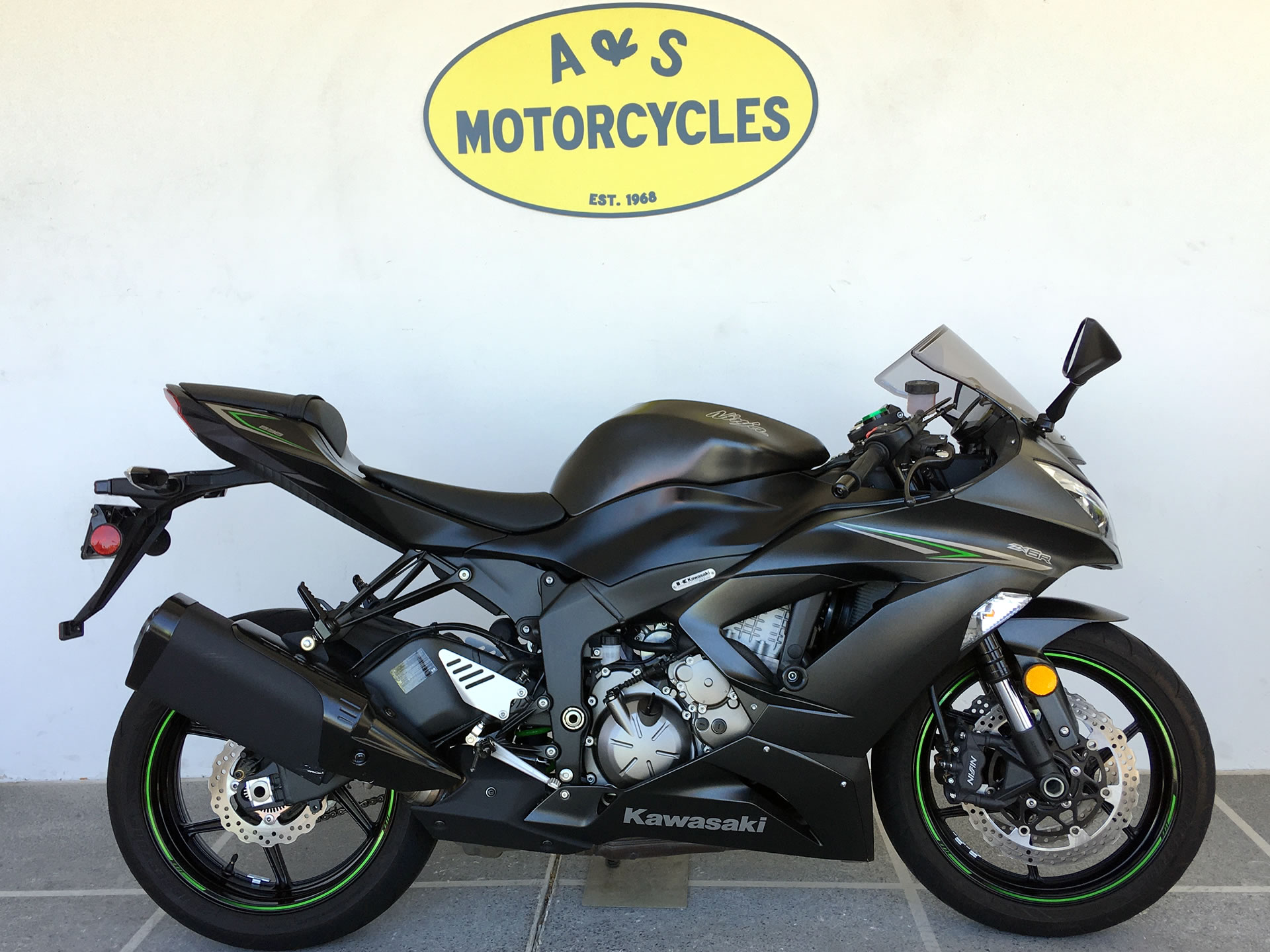 kawasaki zx6r abs