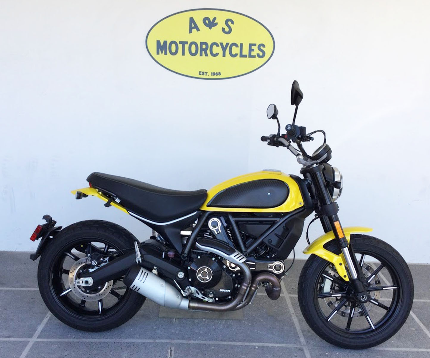 Ducati Scrambler Cafe Racer For Sale In Roseville Ca A S Motorcycles Roseville Ca 916 726 7334