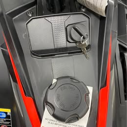 2024 Polaris 650 INDY XC 137 - Photo 9